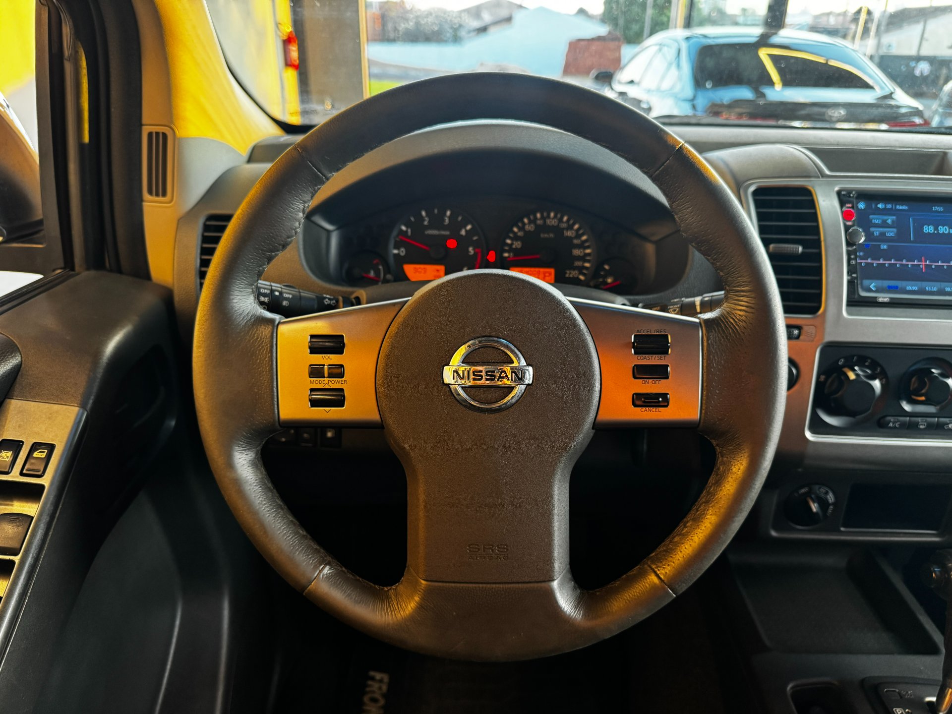 NISSAN FRONTIER