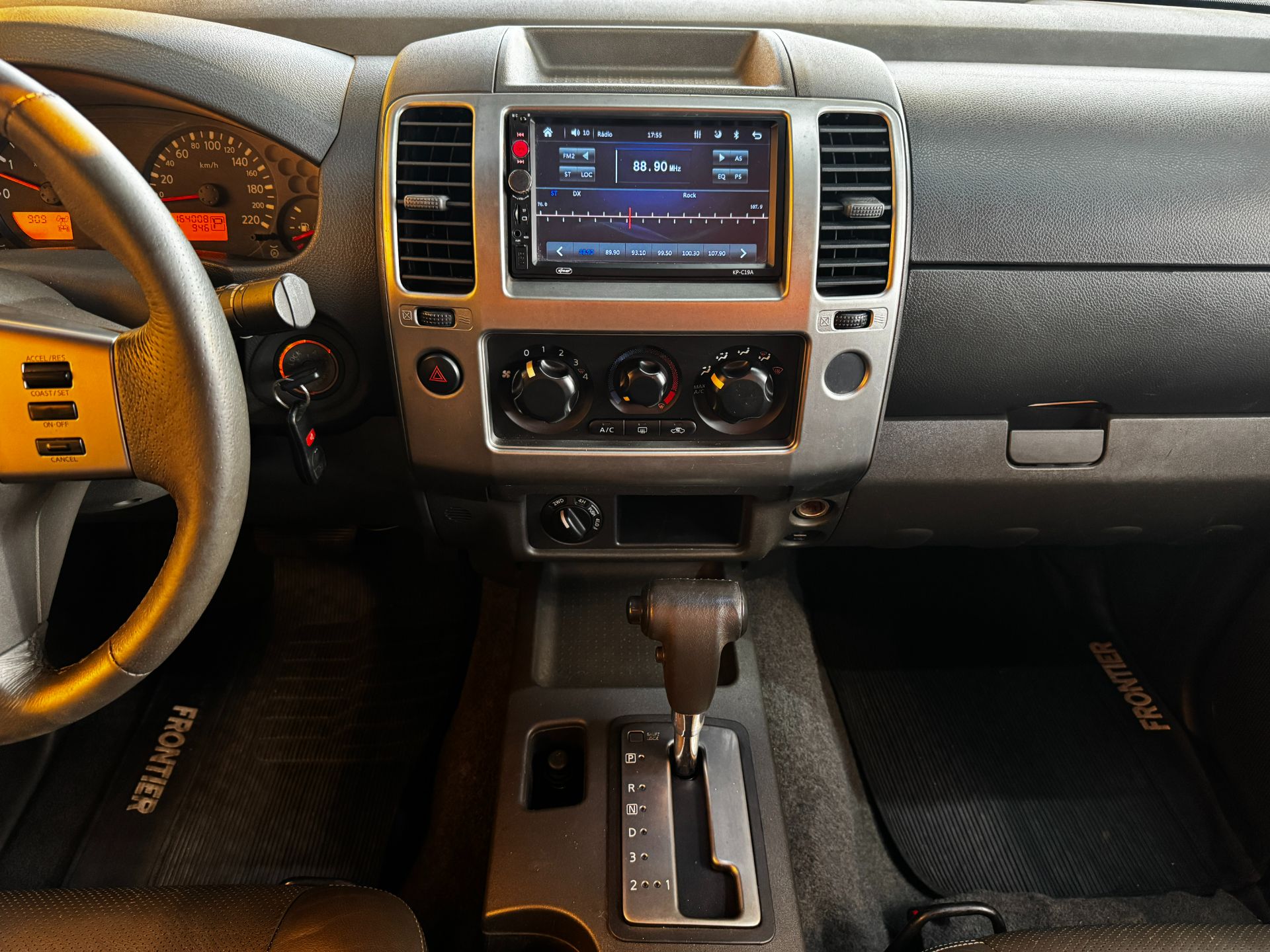 NISSAN FRONTIER