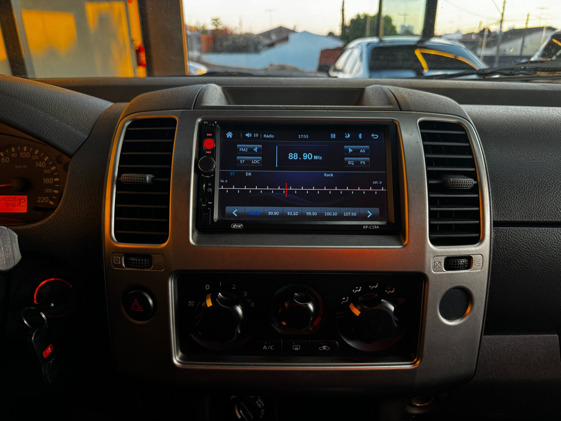 NISSAN FRONTIER