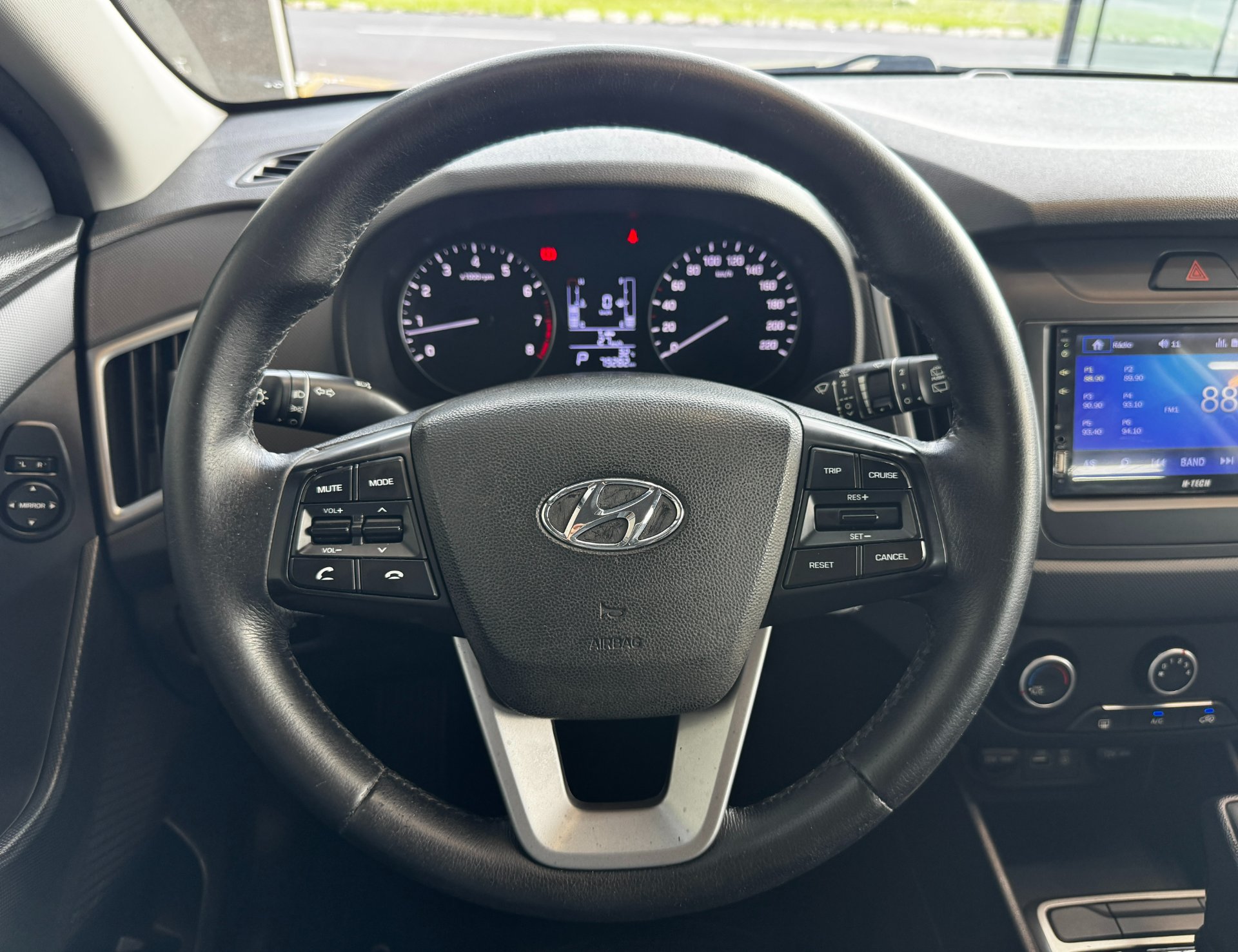 HYUNDAI CRETA
