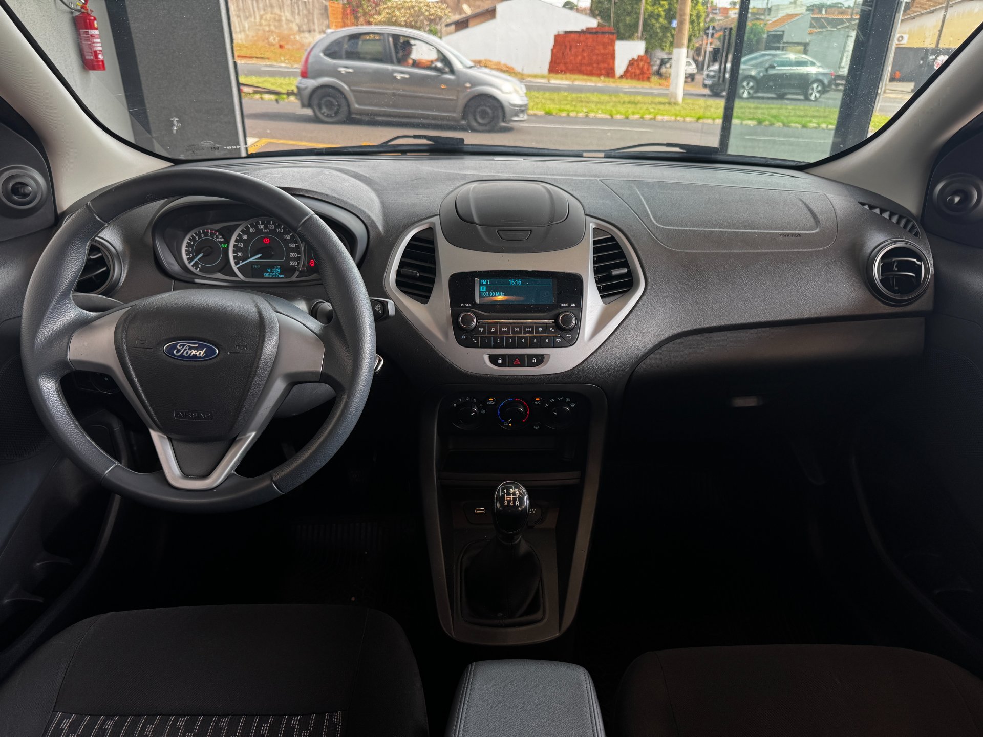 FORD KA