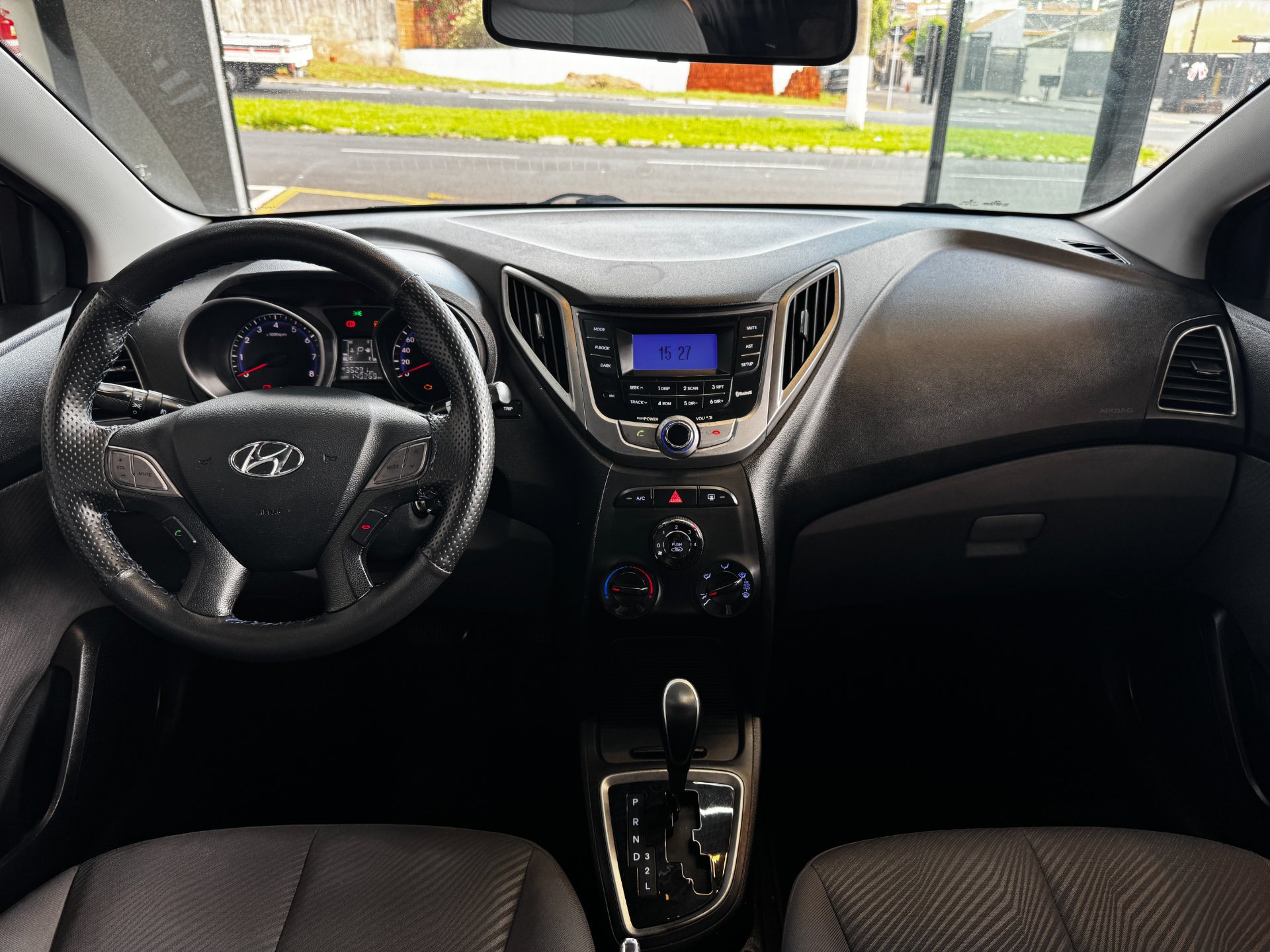 HYUNDAI HB20S
