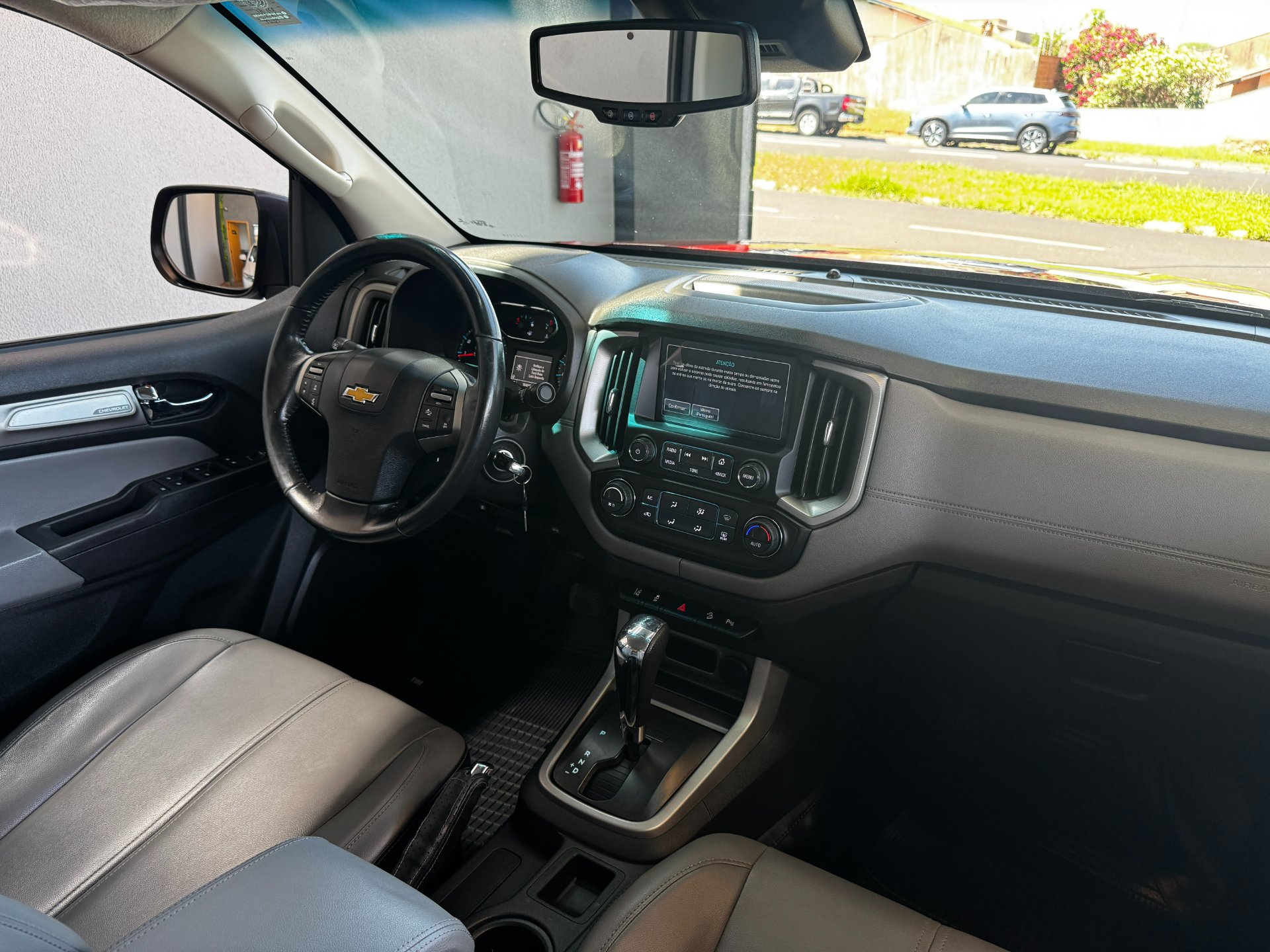 CHEVROLET S10