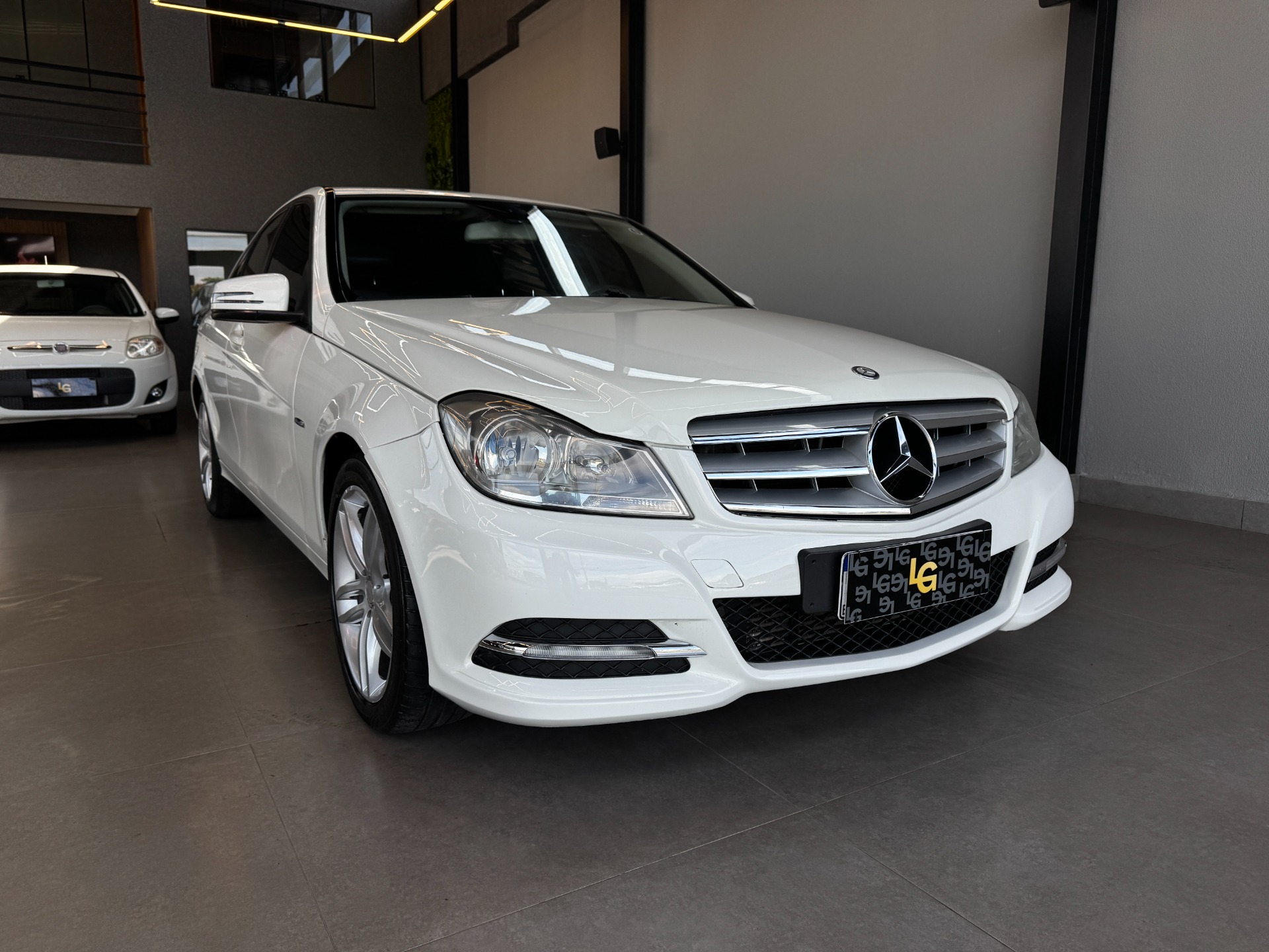 MERCEDES-BENZ C 180