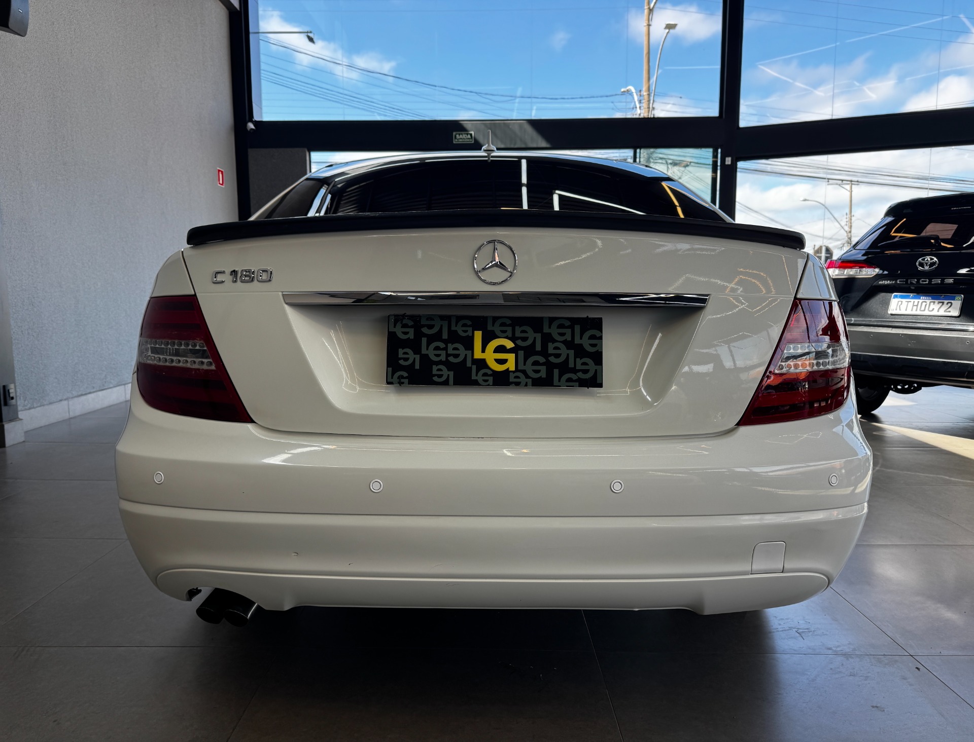 MERCEDES-BENZ C 180
