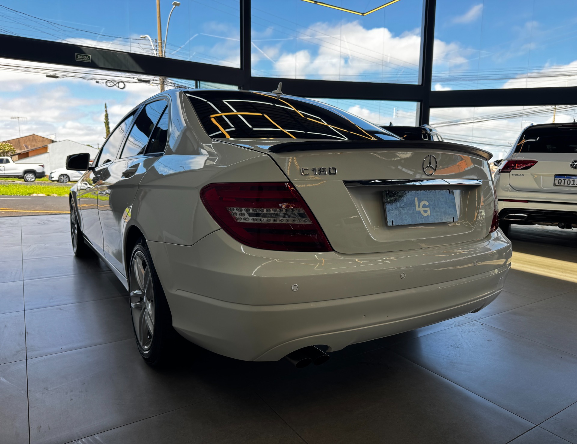 MERCEDES-BENZ C 180