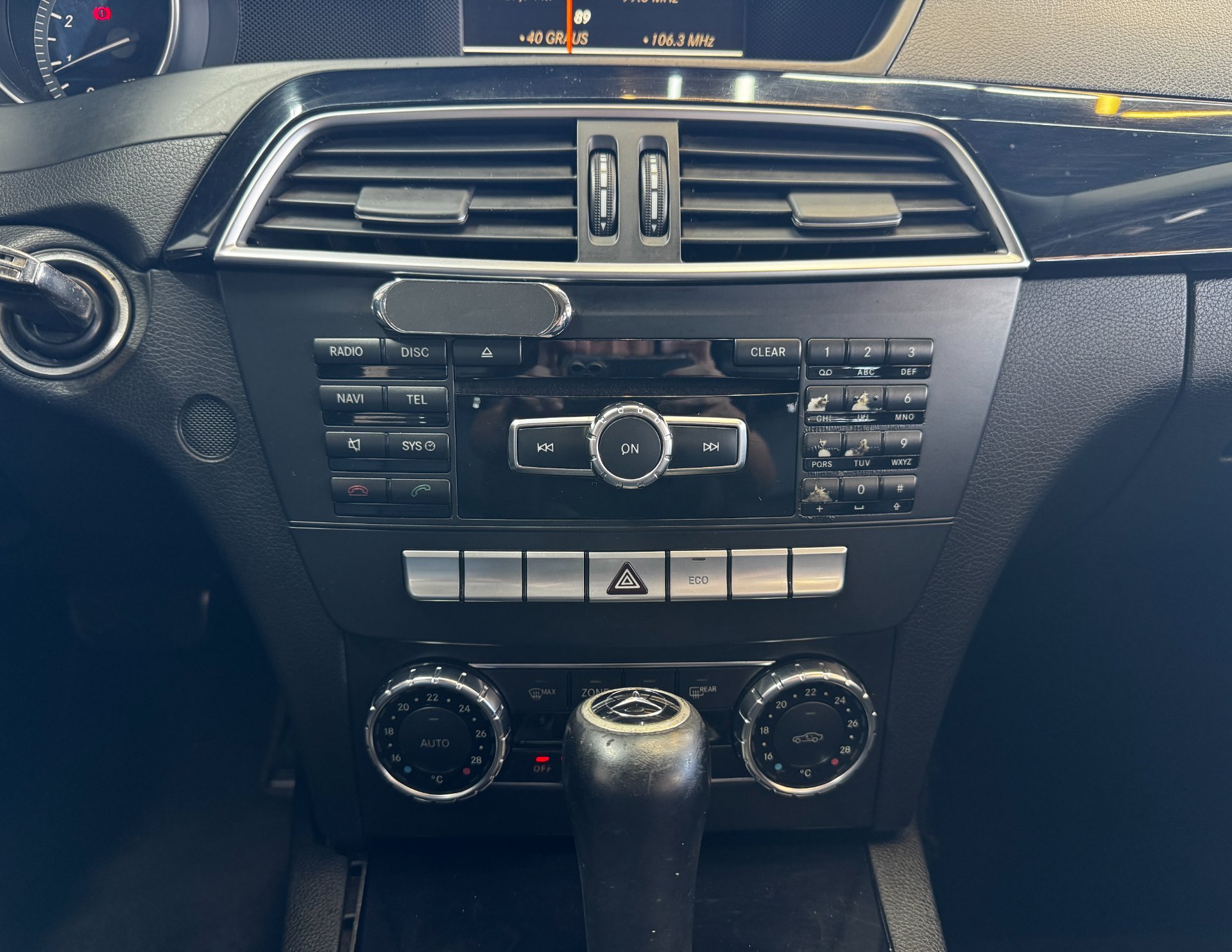 MERCEDES-BENZ C 180