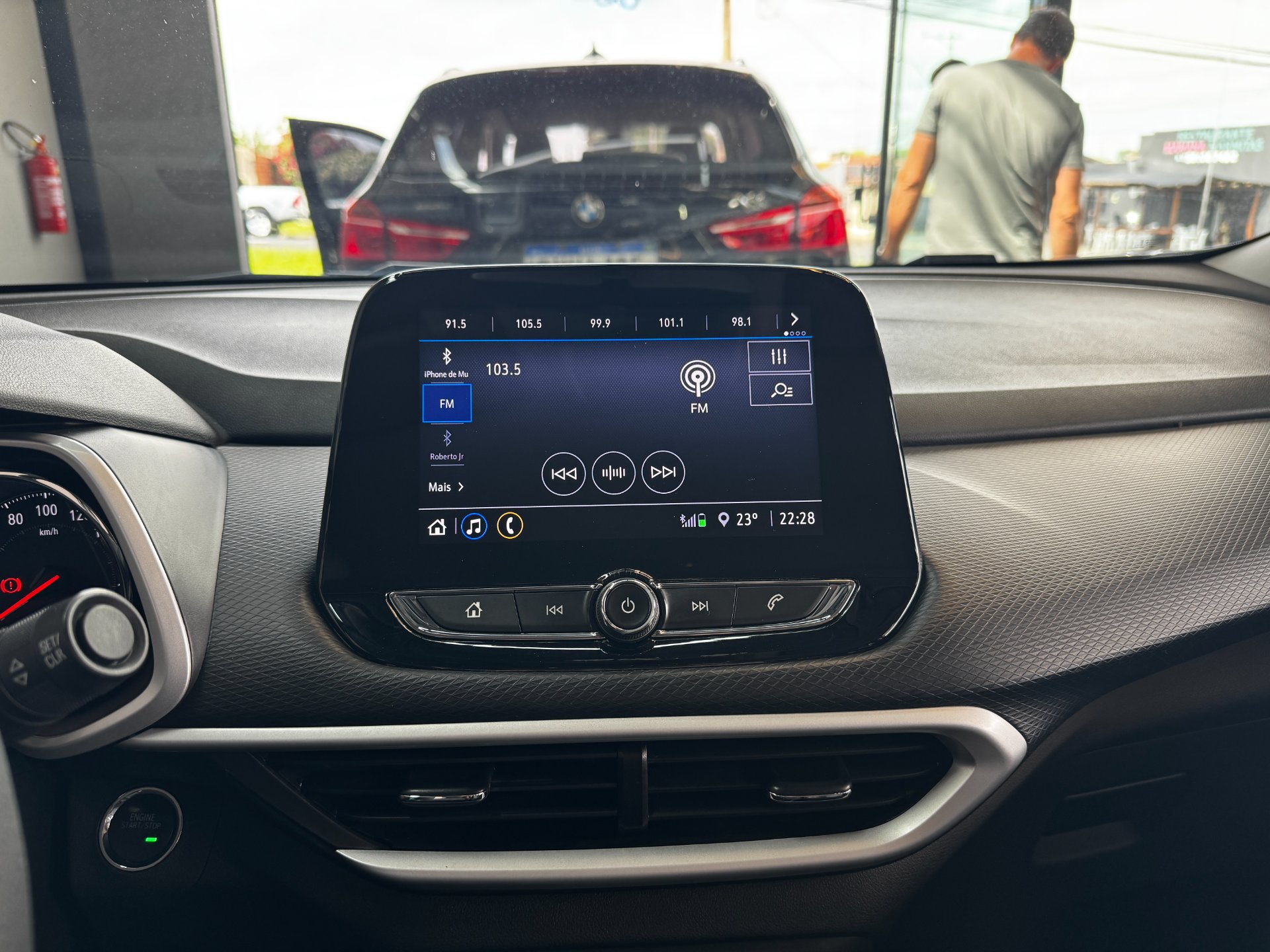 CHEVROLET TRACKER