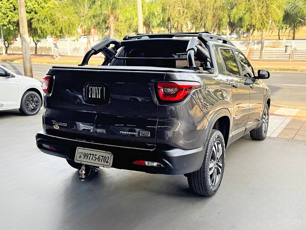 FIAT TORO