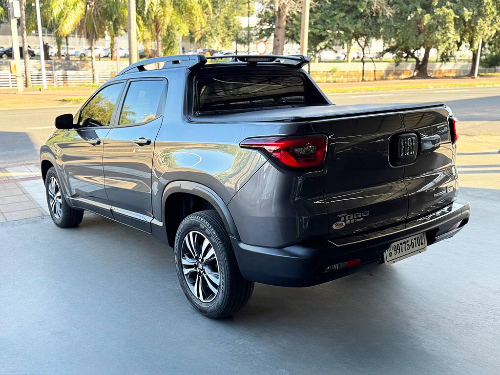 FIAT TORO