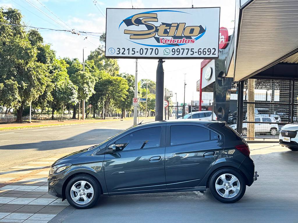 CHEVROLET ONIX