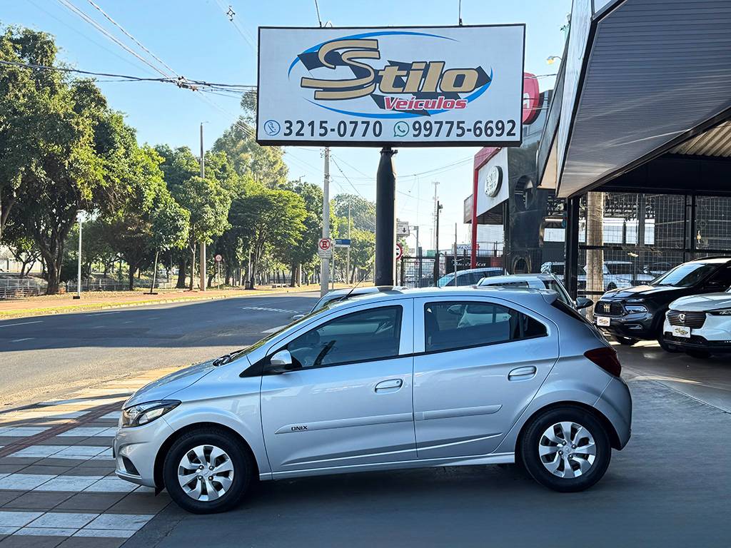 CHEVROLET ONIX