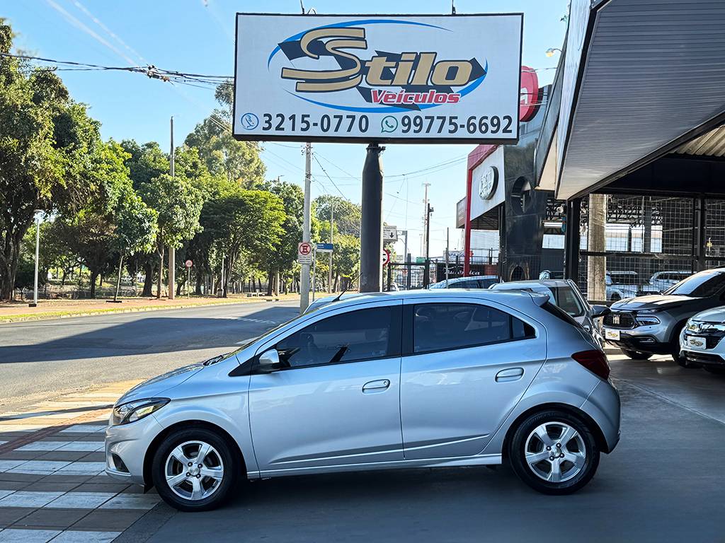 CHEVROLET ONIX