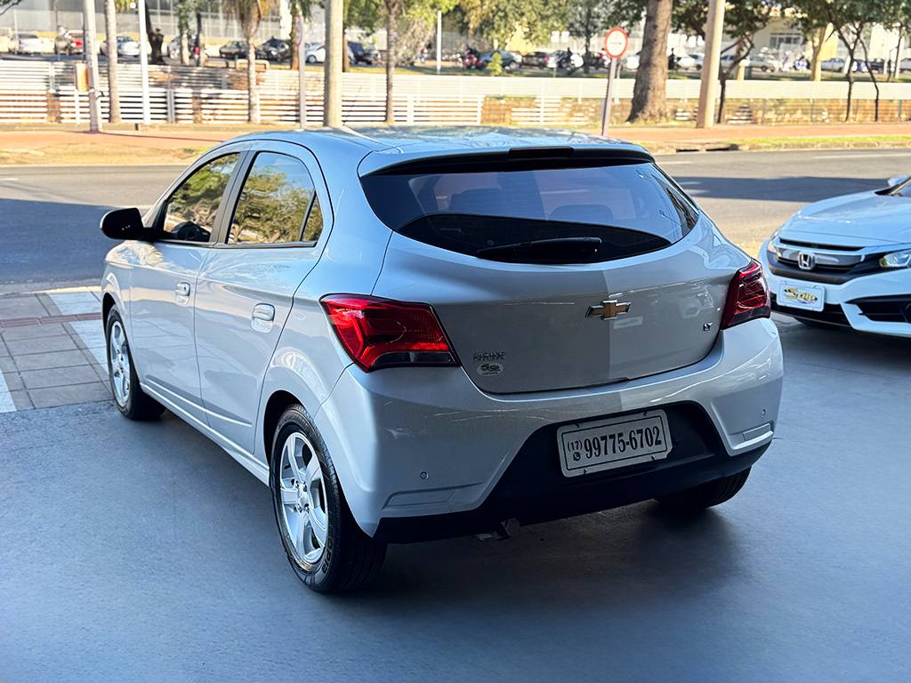 CHEVROLET ONIX