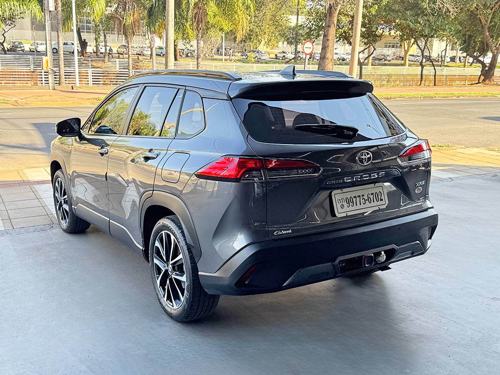 TOYOTA COROLLA CROSS