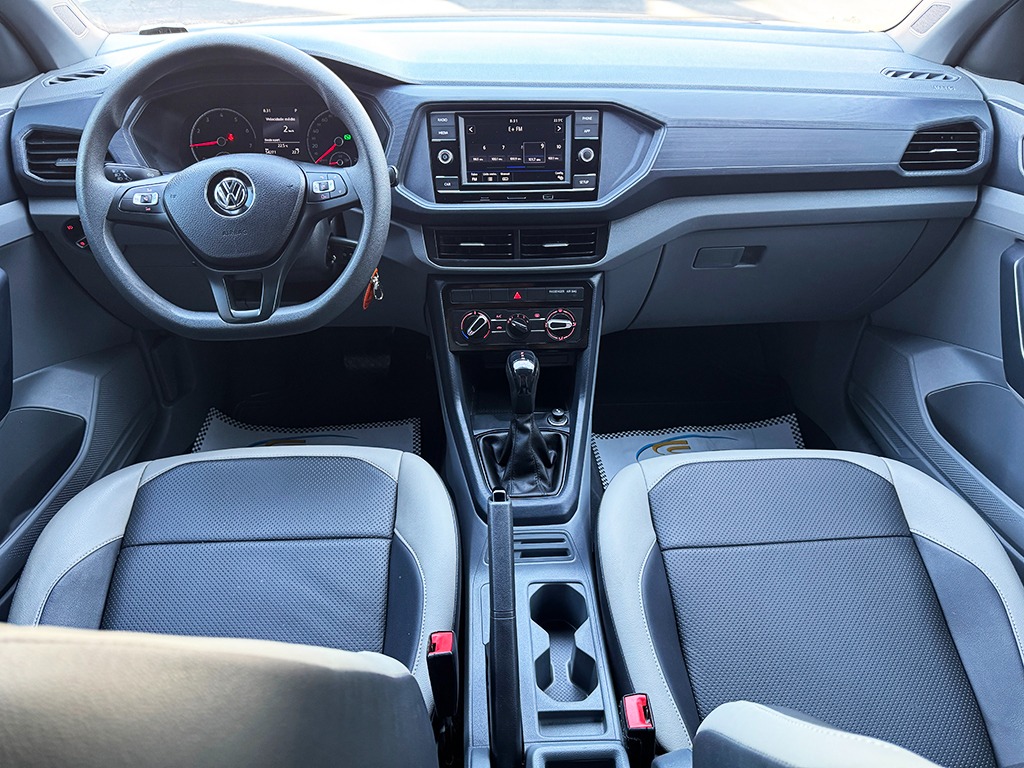 VOLKSWAGEN T-CROSS