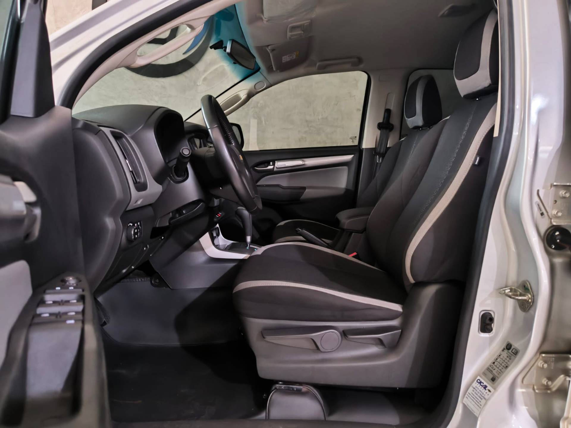 CHEVROLET S10