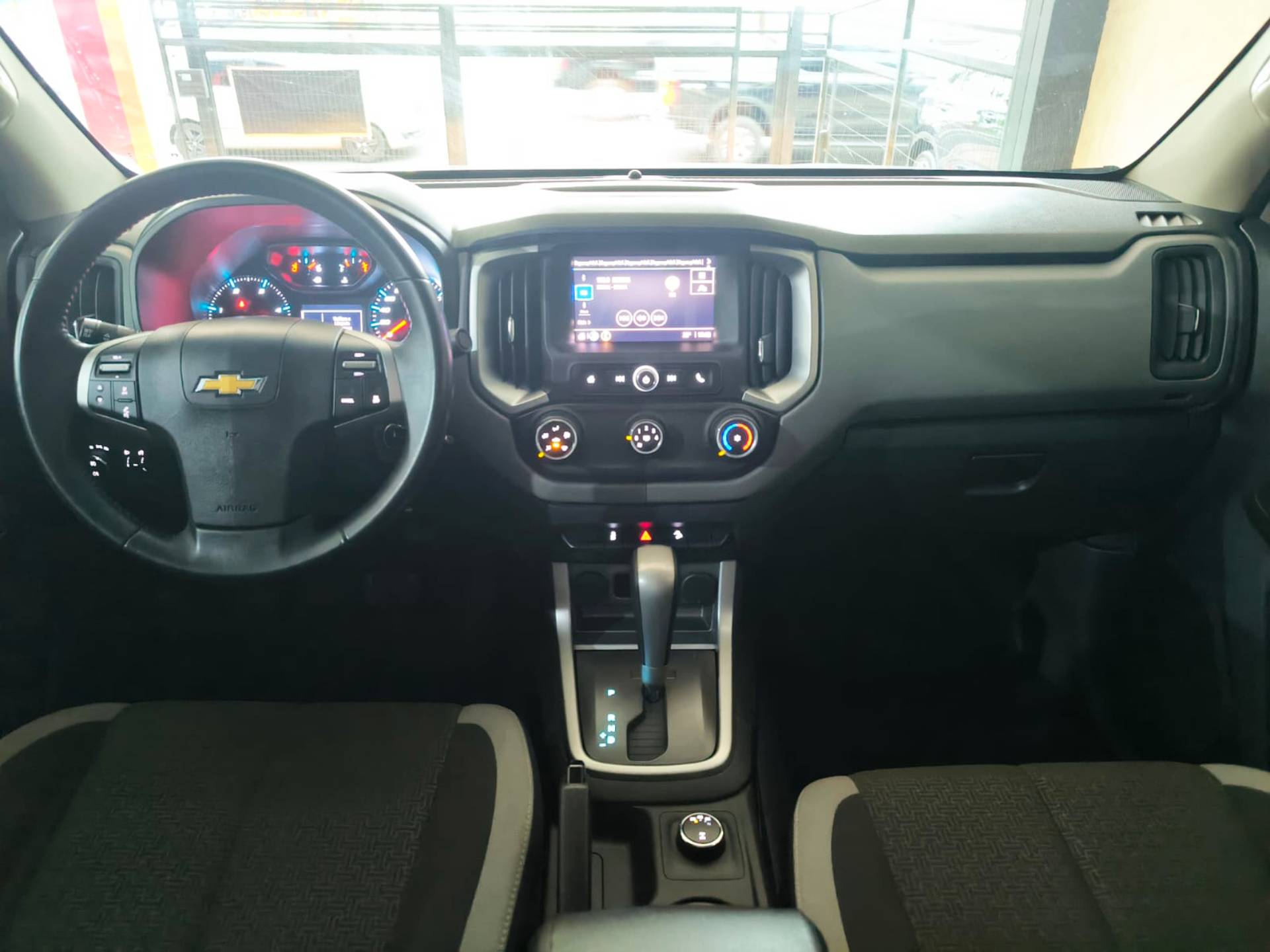 CHEVROLET S10