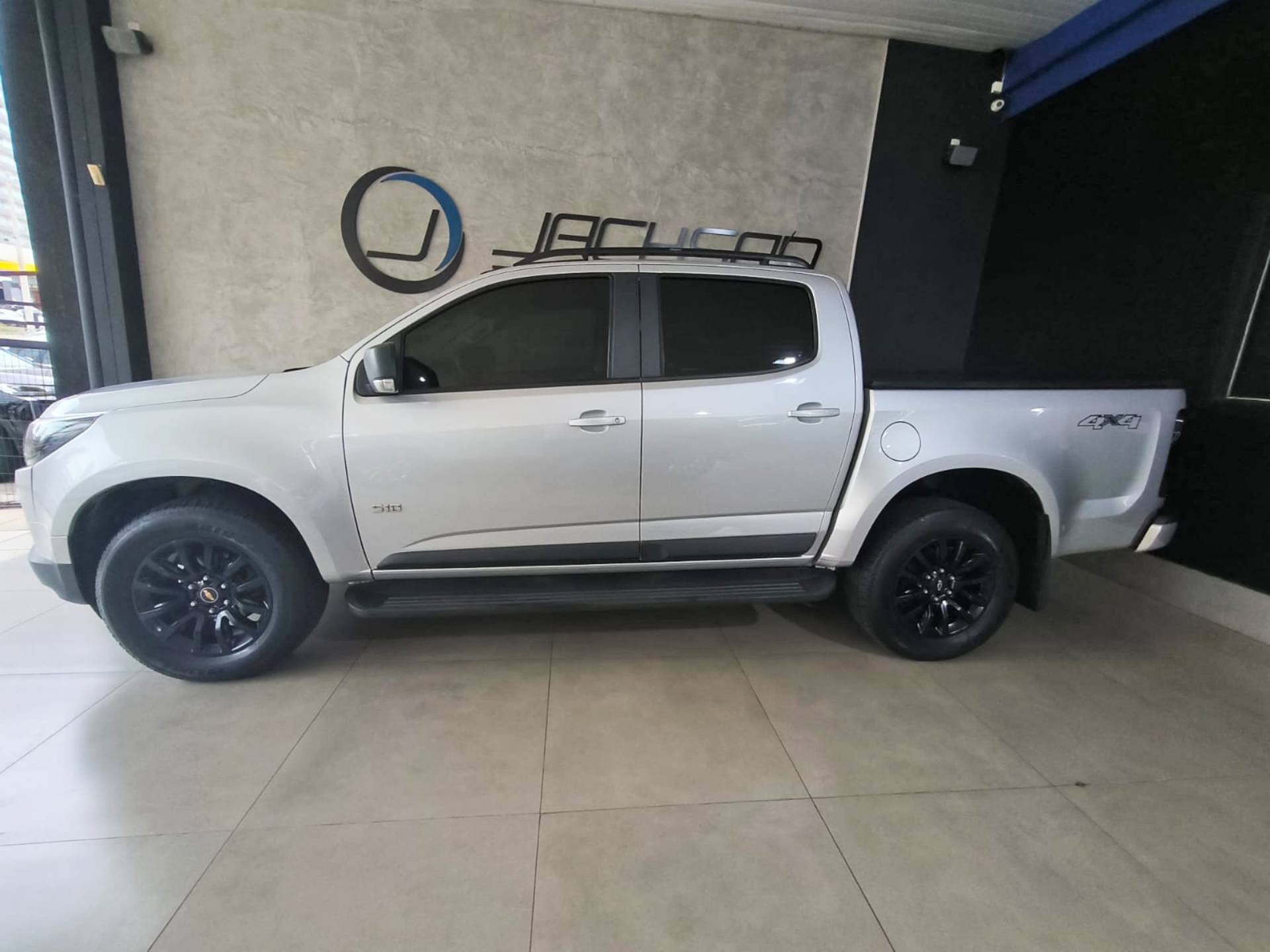 CHEVROLET S10