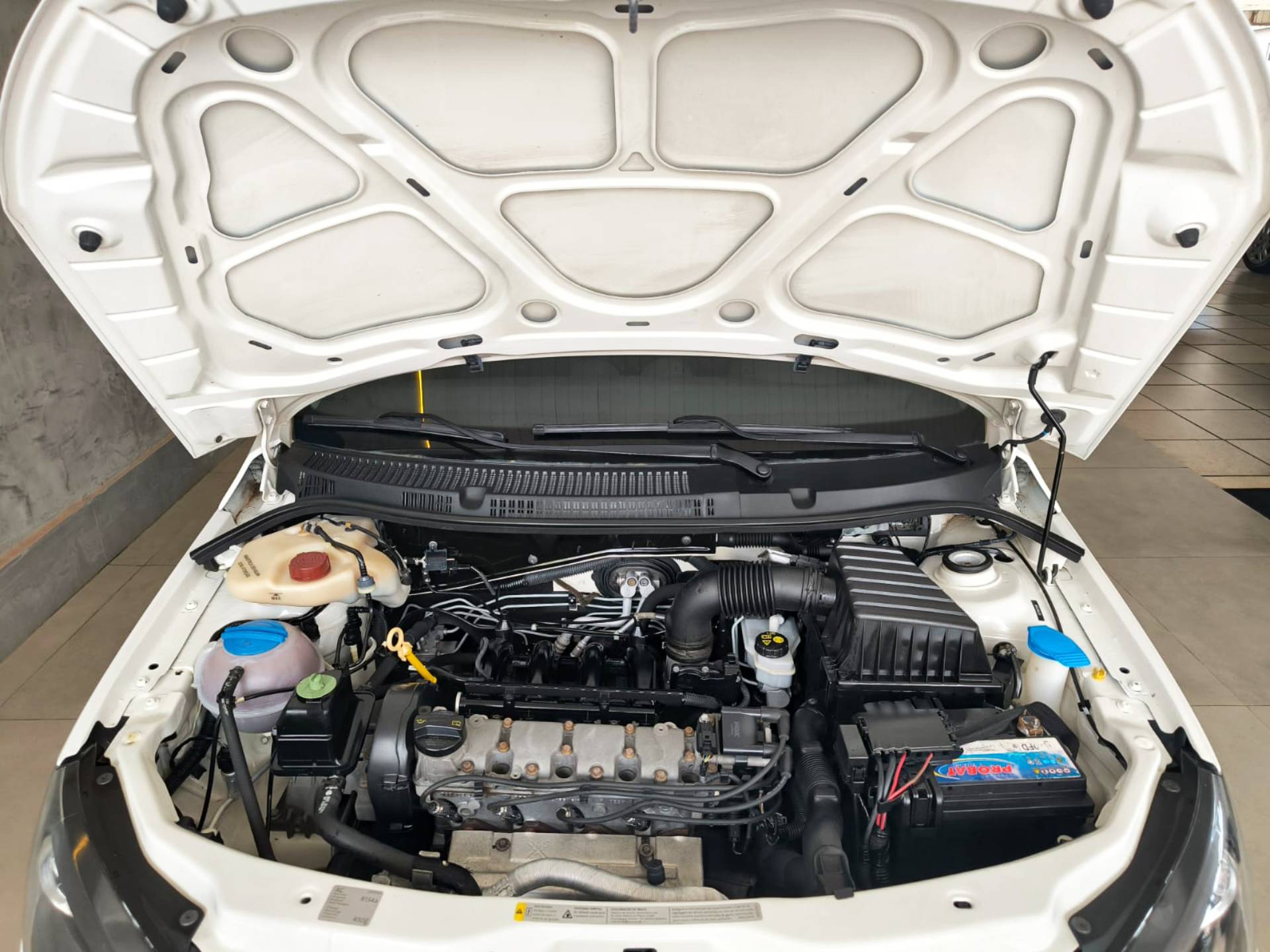 VOLKSWAGEN GOL