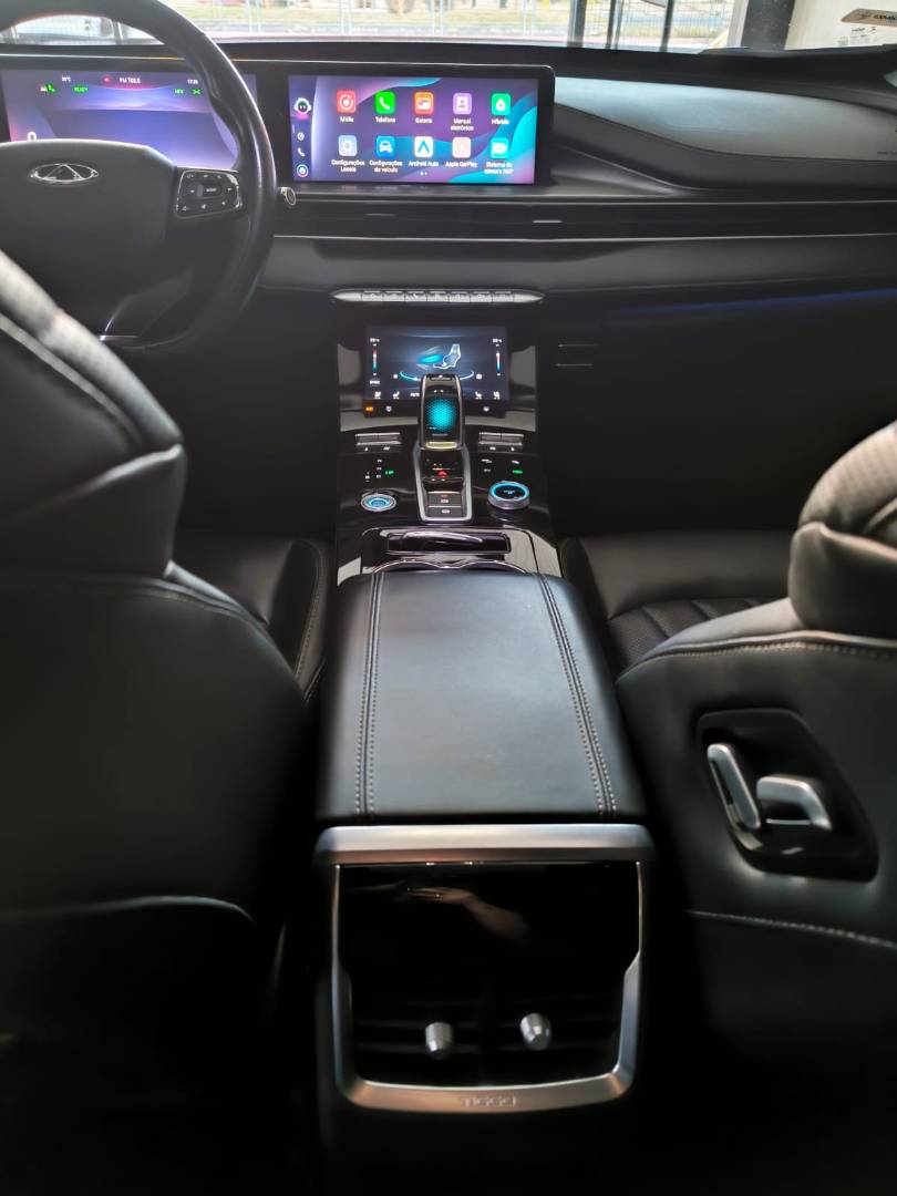 CHERY TIGGO 8