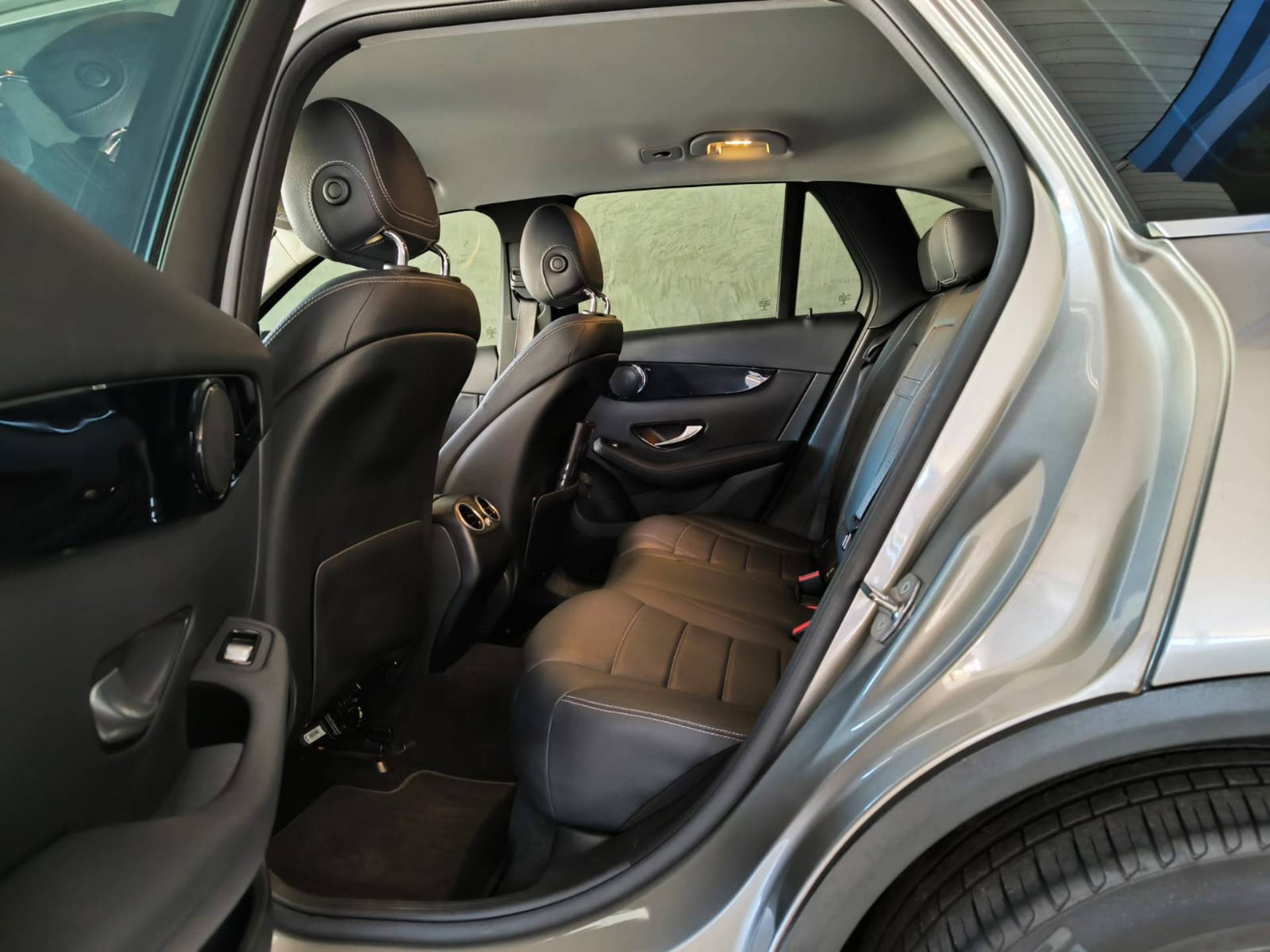 MERCEDES-BENZ GLC 220d