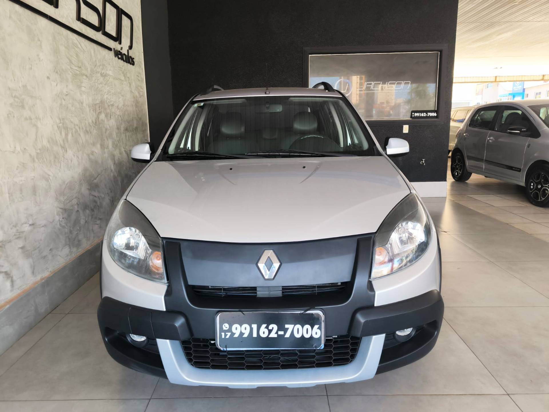 RENAULT SANDERO