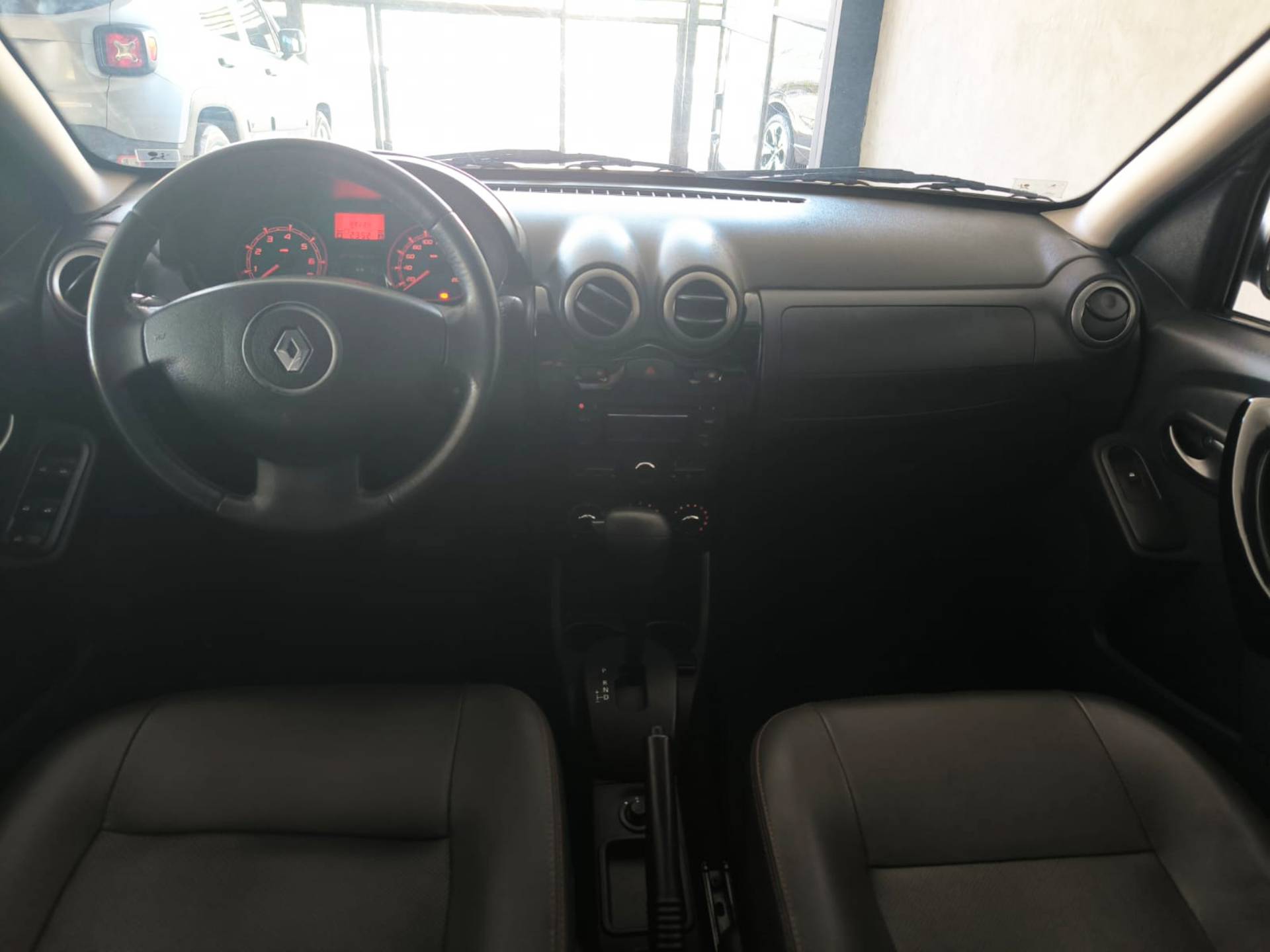 RENAULT SANDERO