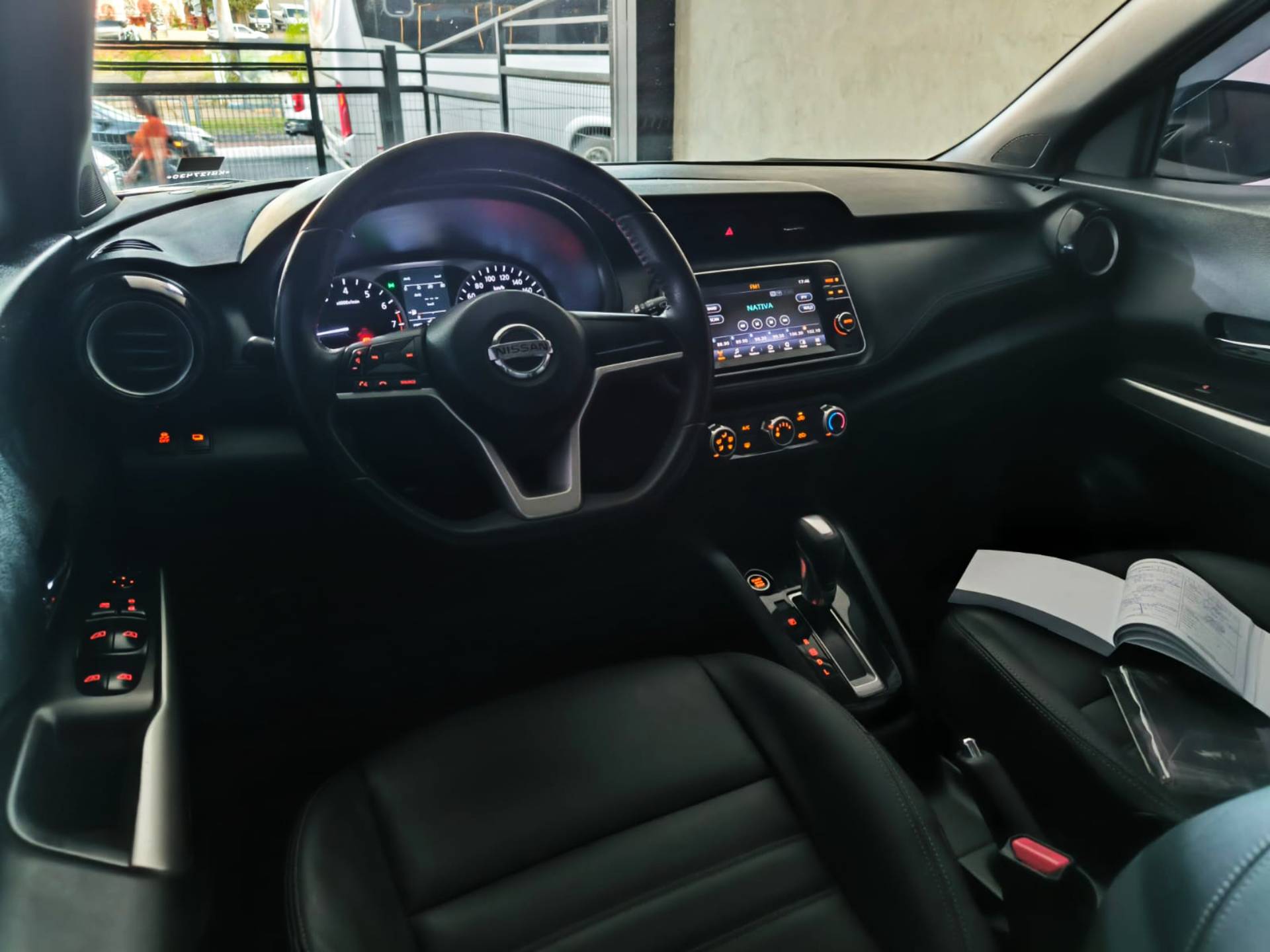 NISSAN KICKS