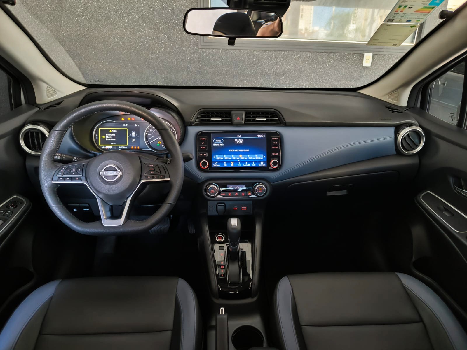 NISSAN VERSA