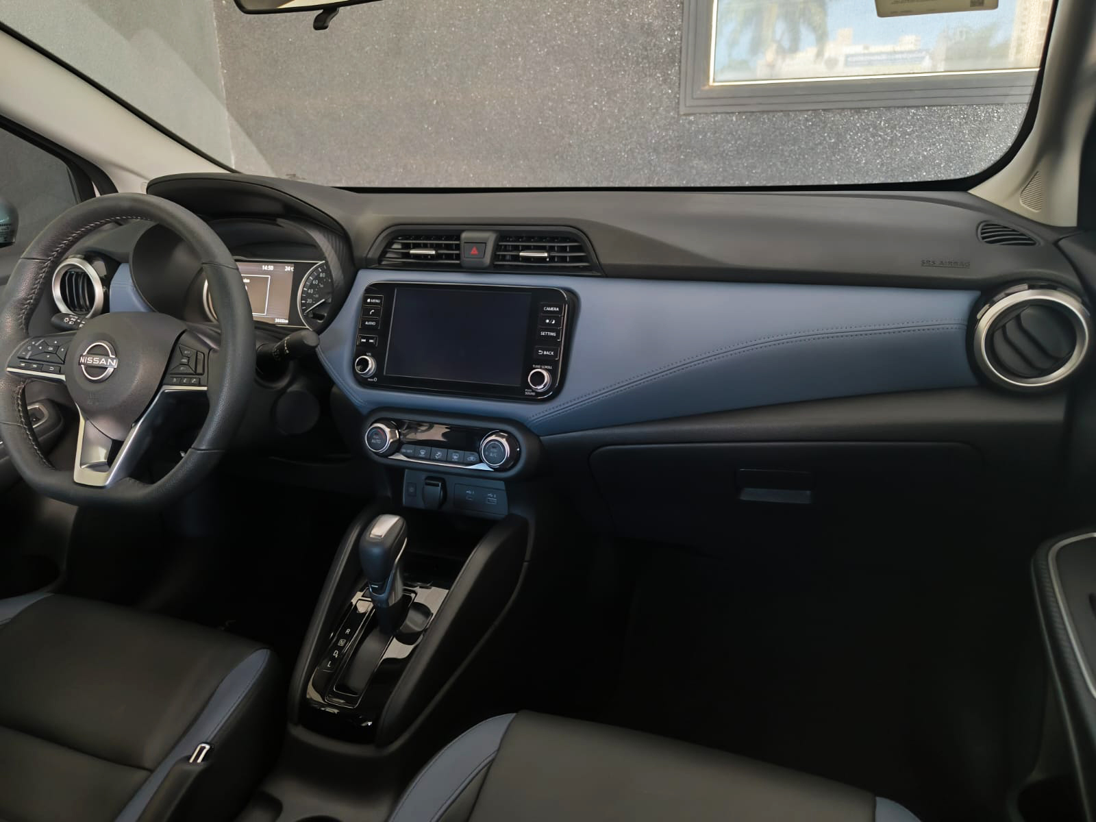 NISSAN VERSA