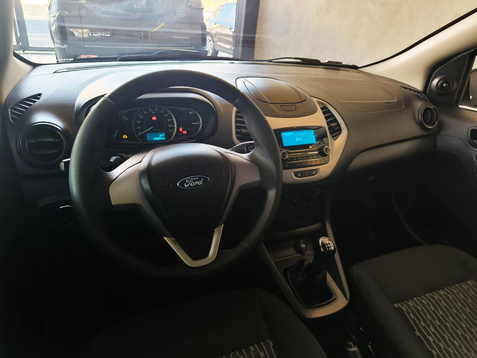 FORD KA
