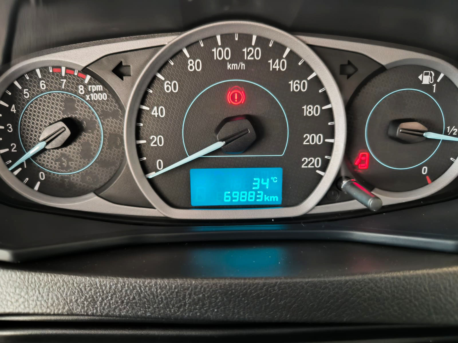 FORD KA