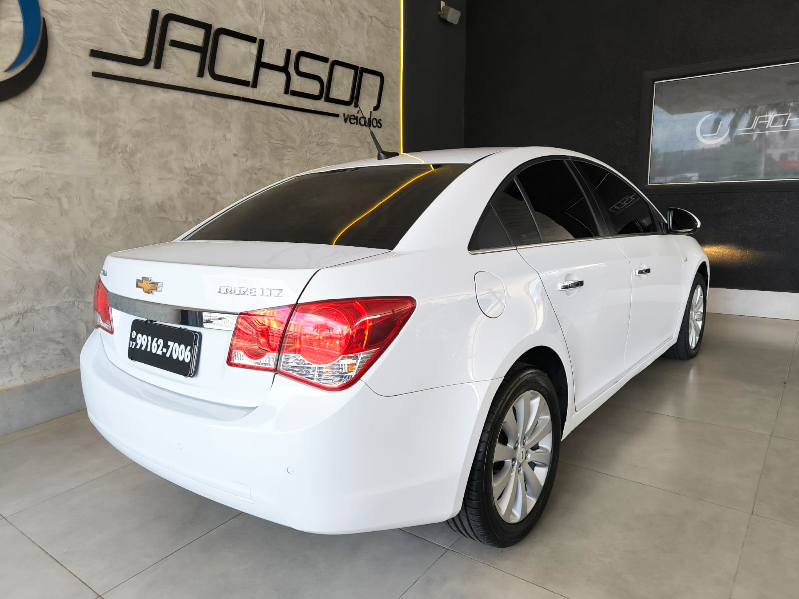 CHEVROLET CRUZE