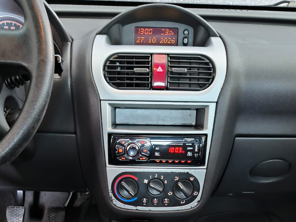 CHEVROLET CORSA