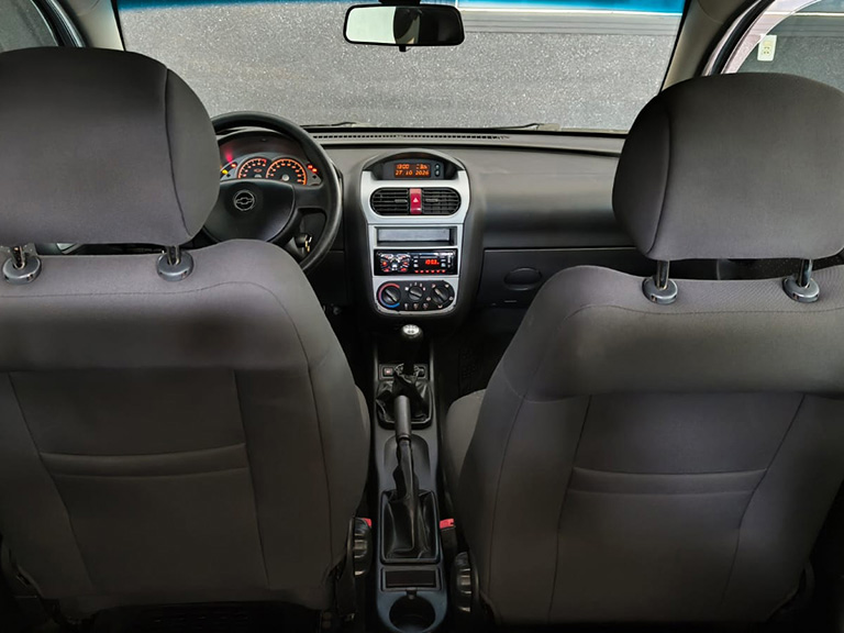 CHEVROLET CORSA