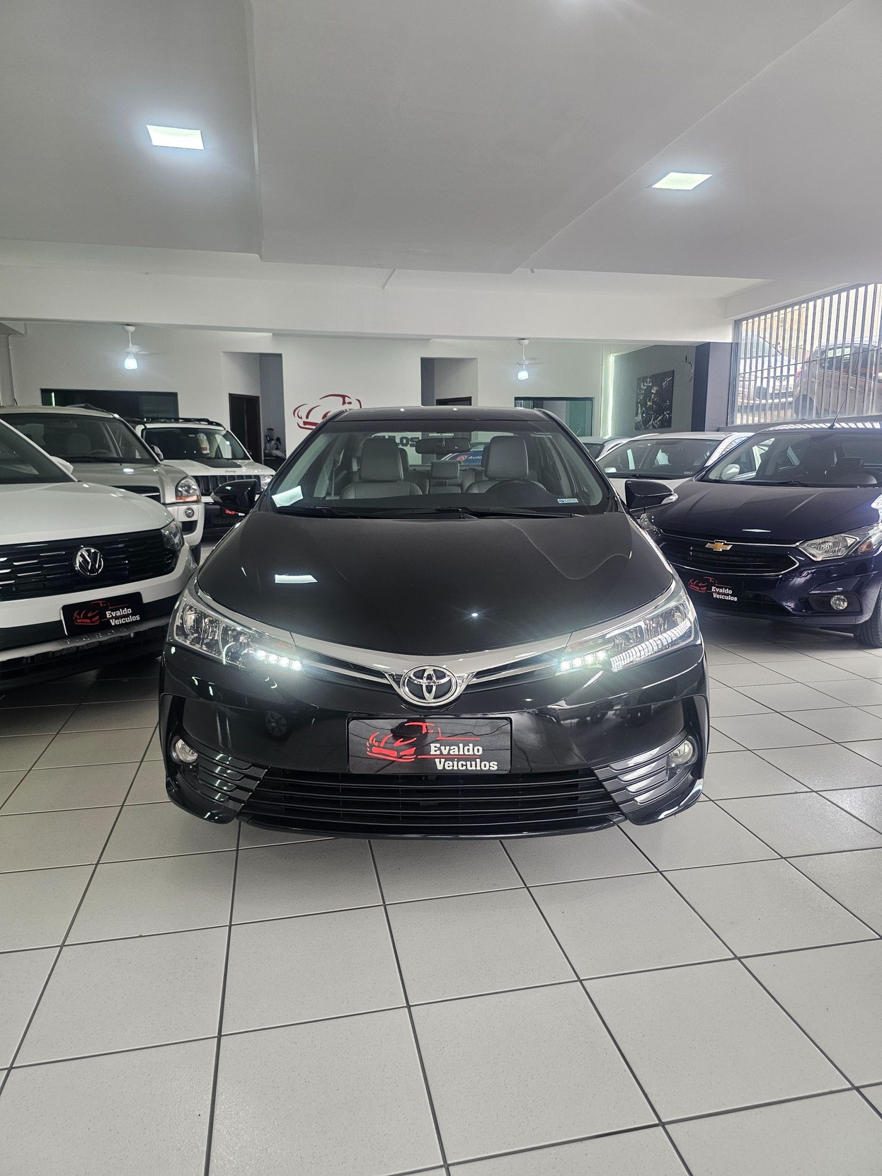 Car Image 11