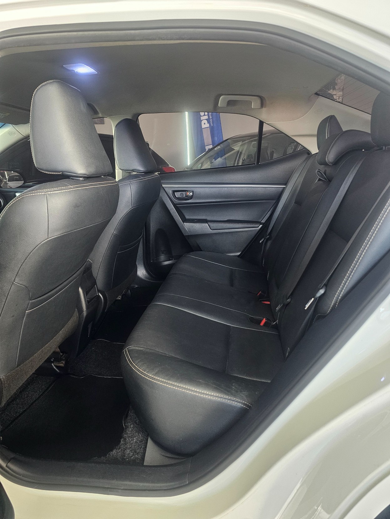 Car Image 5