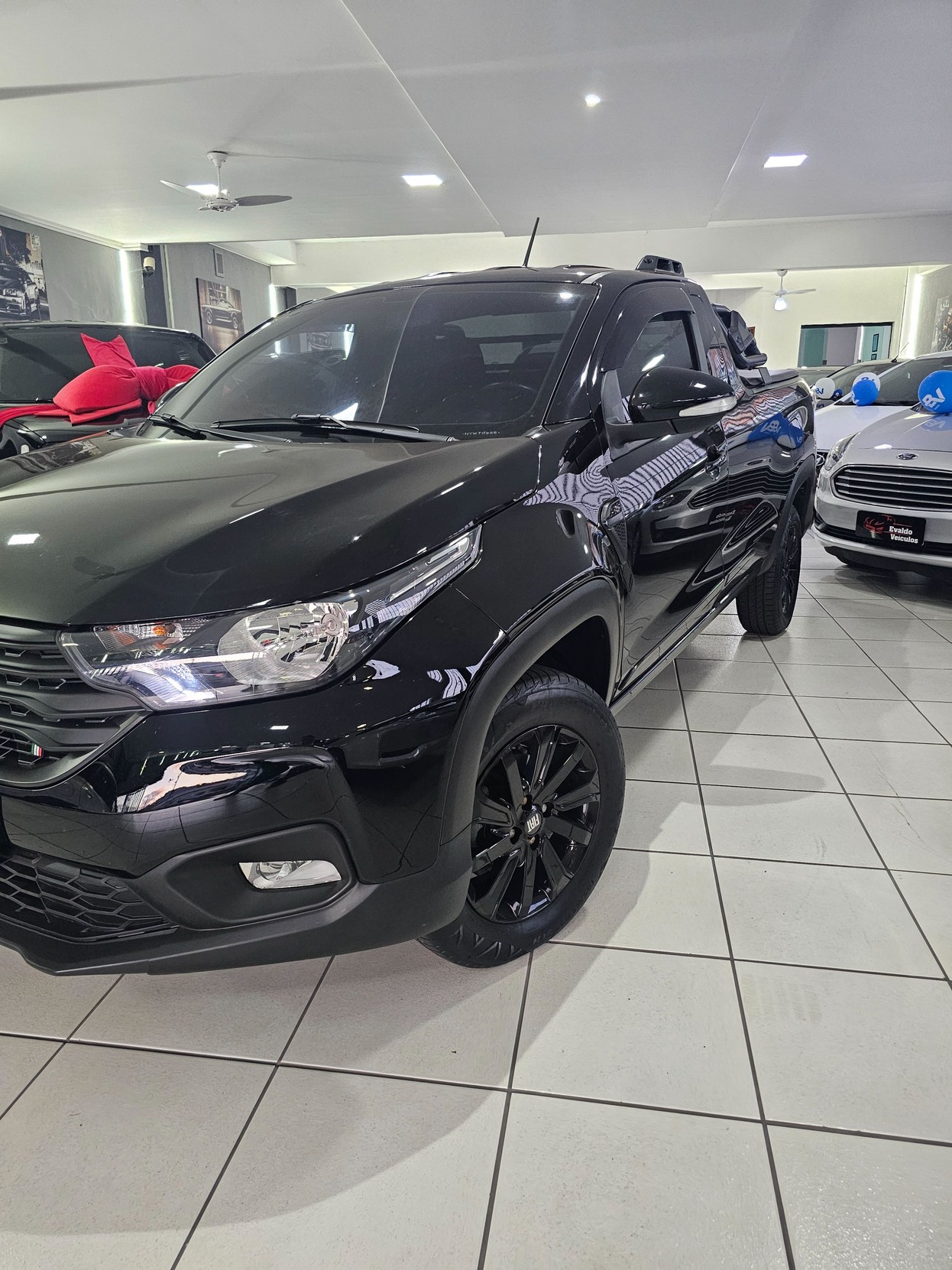 Car Image 9