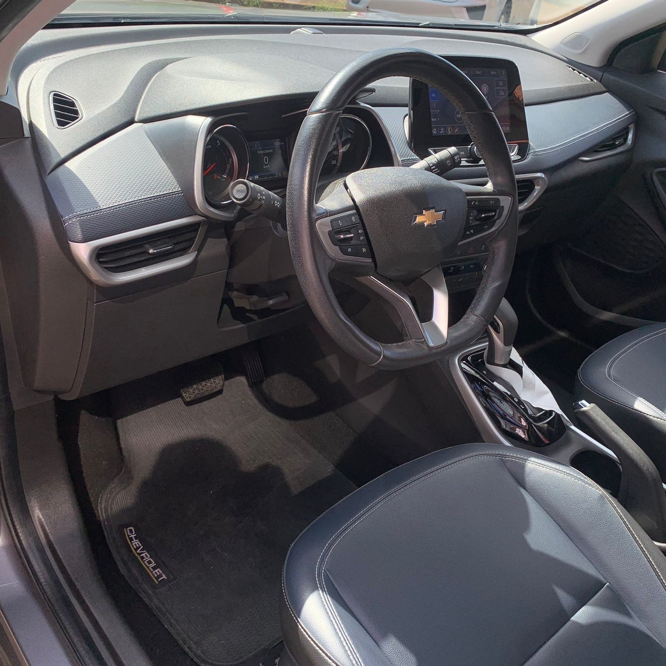 CHEVROLET TRACKER