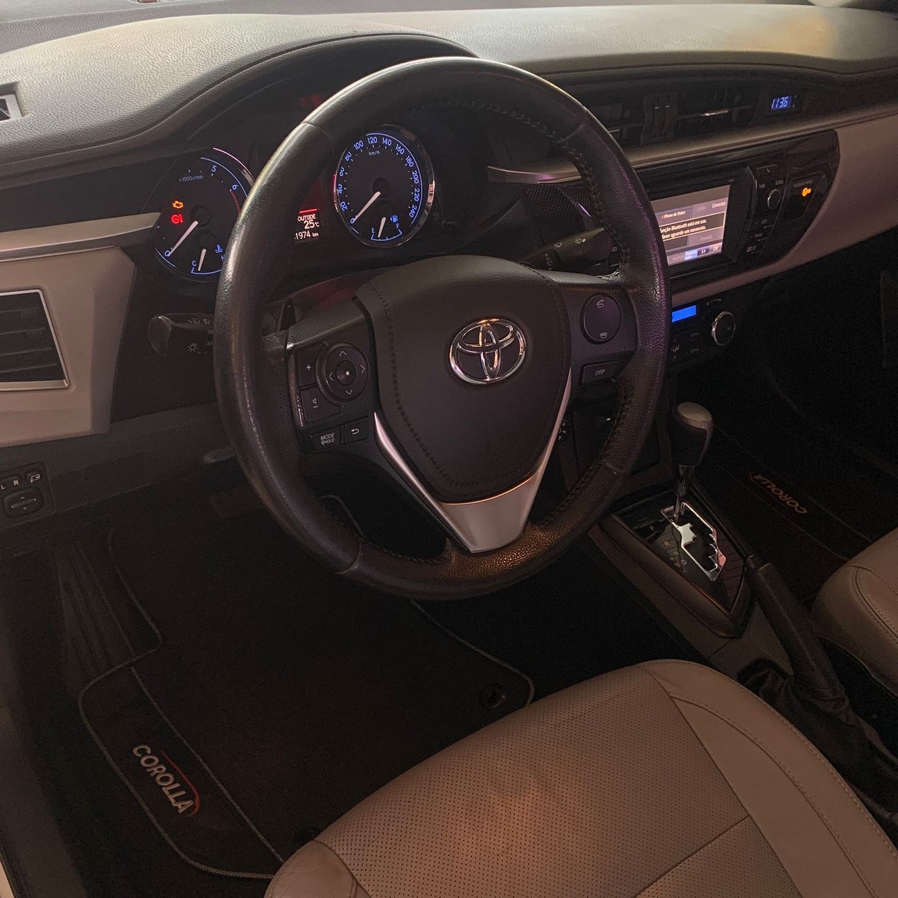 TOYOTA COROLLA
