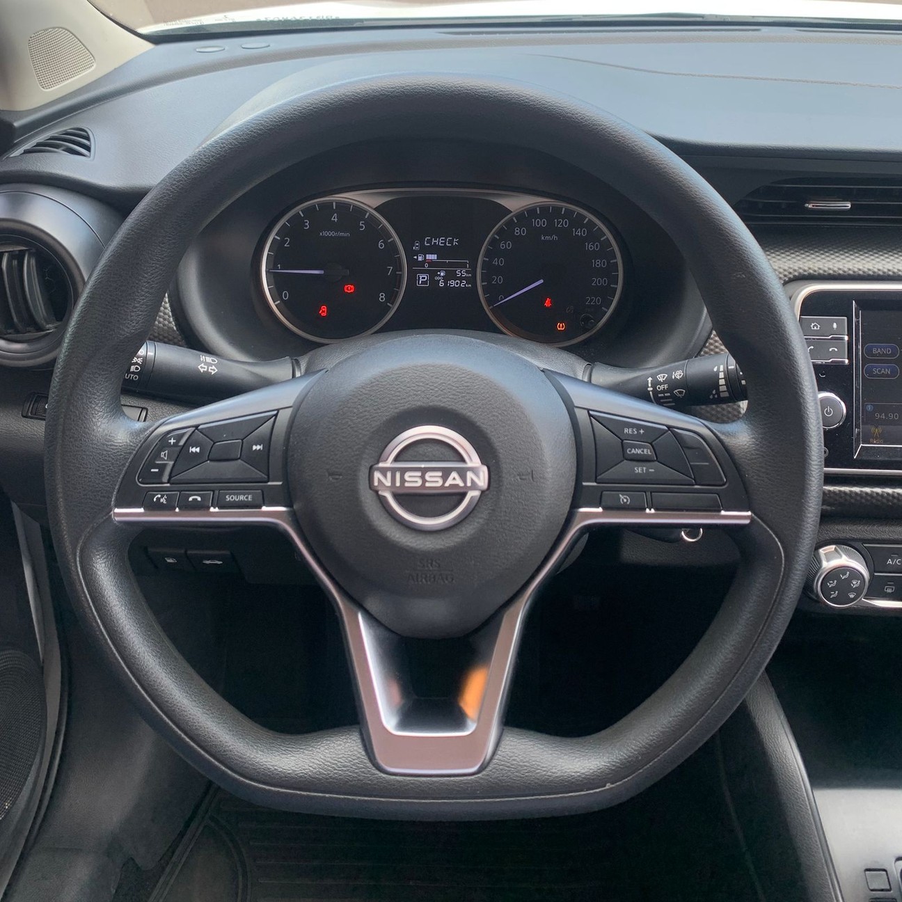 NISSAN KICKS