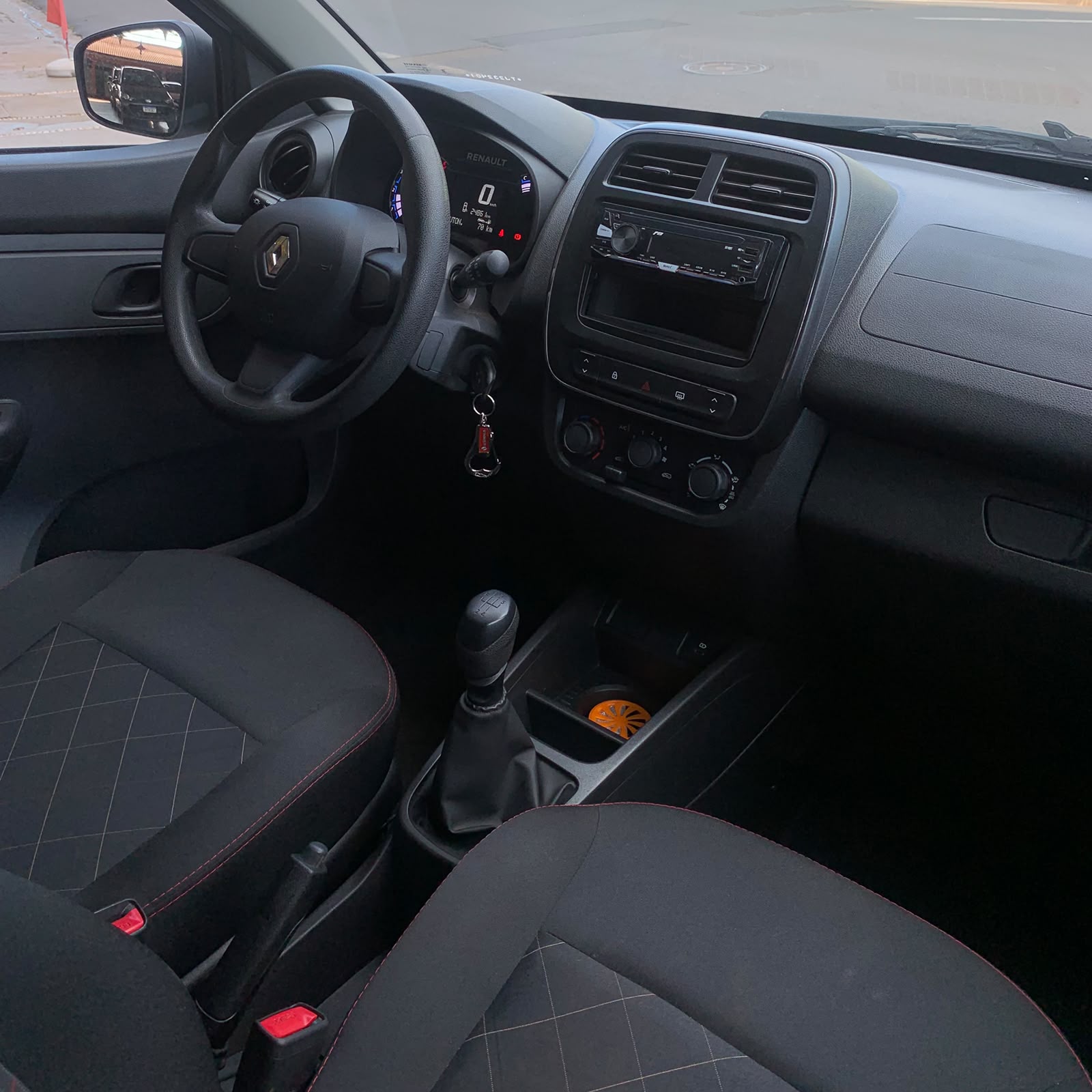 RENAULT KWID