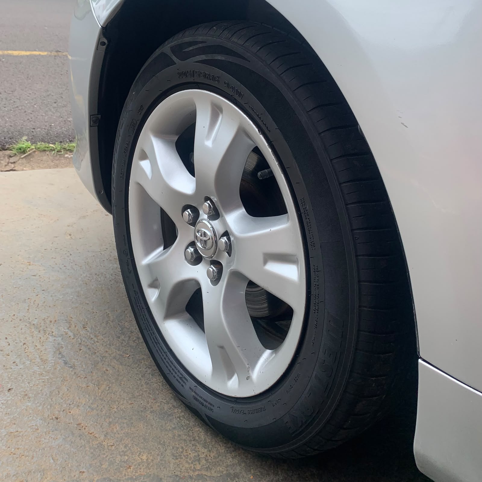 TOYOTA COROLLA