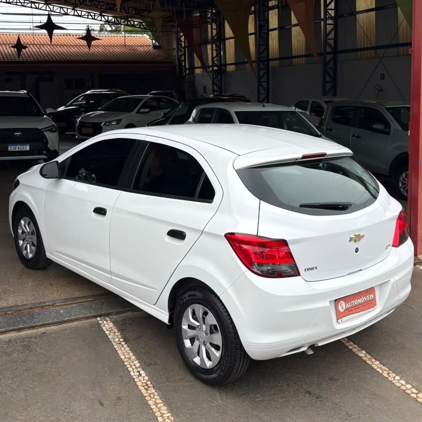 CHEVROLET ONIX