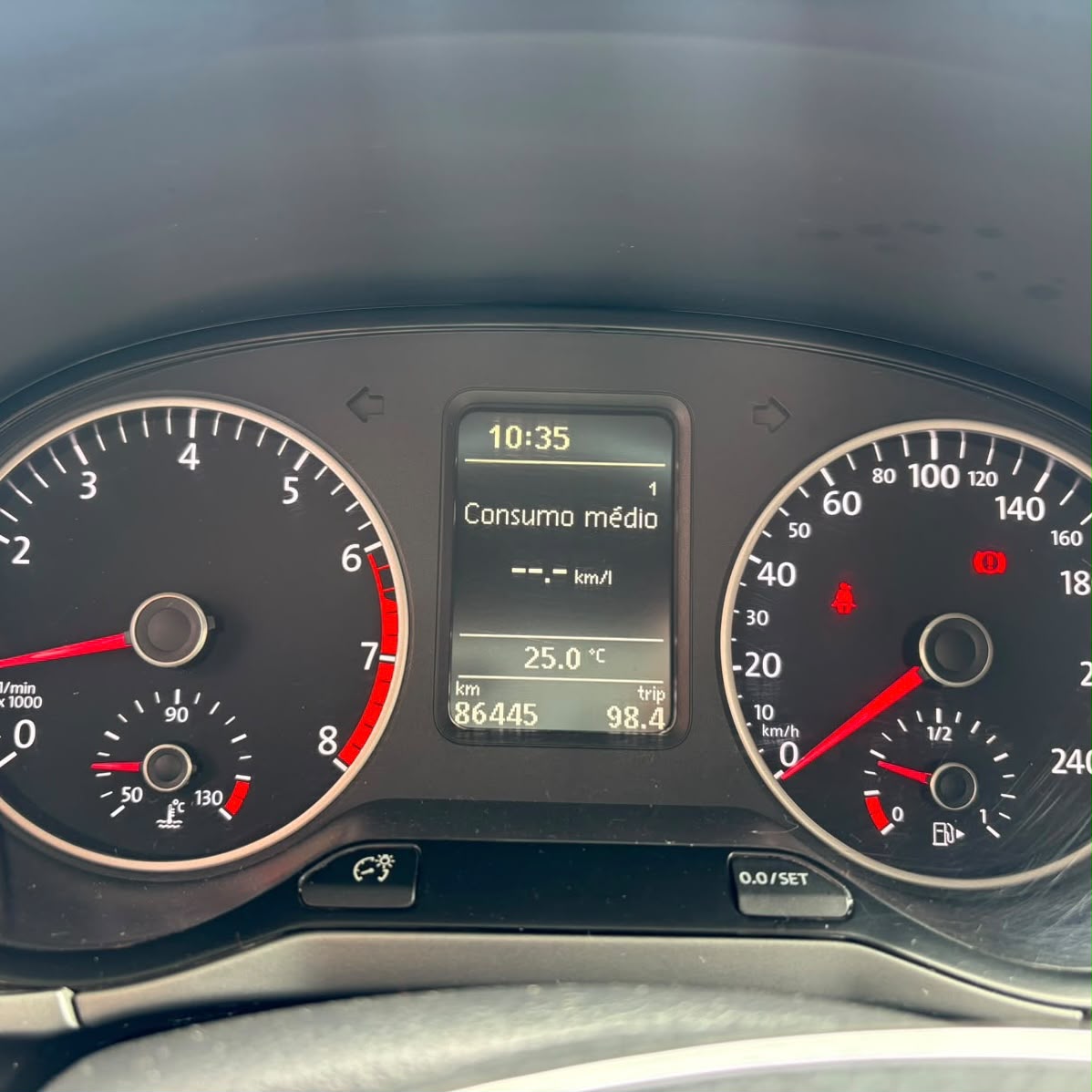 VOLKSWAGEN FOX