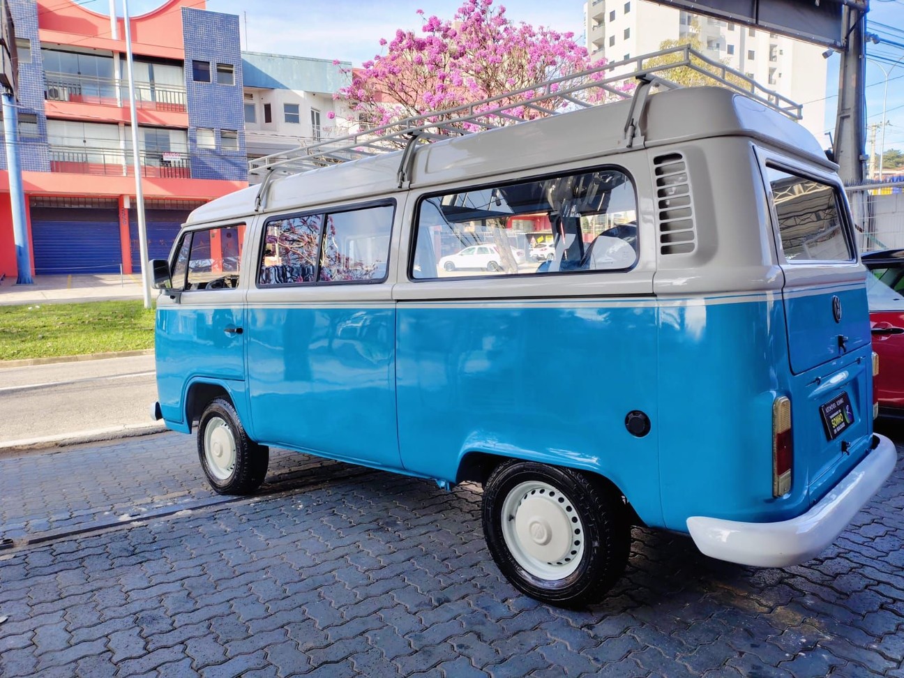 Car Image 12
