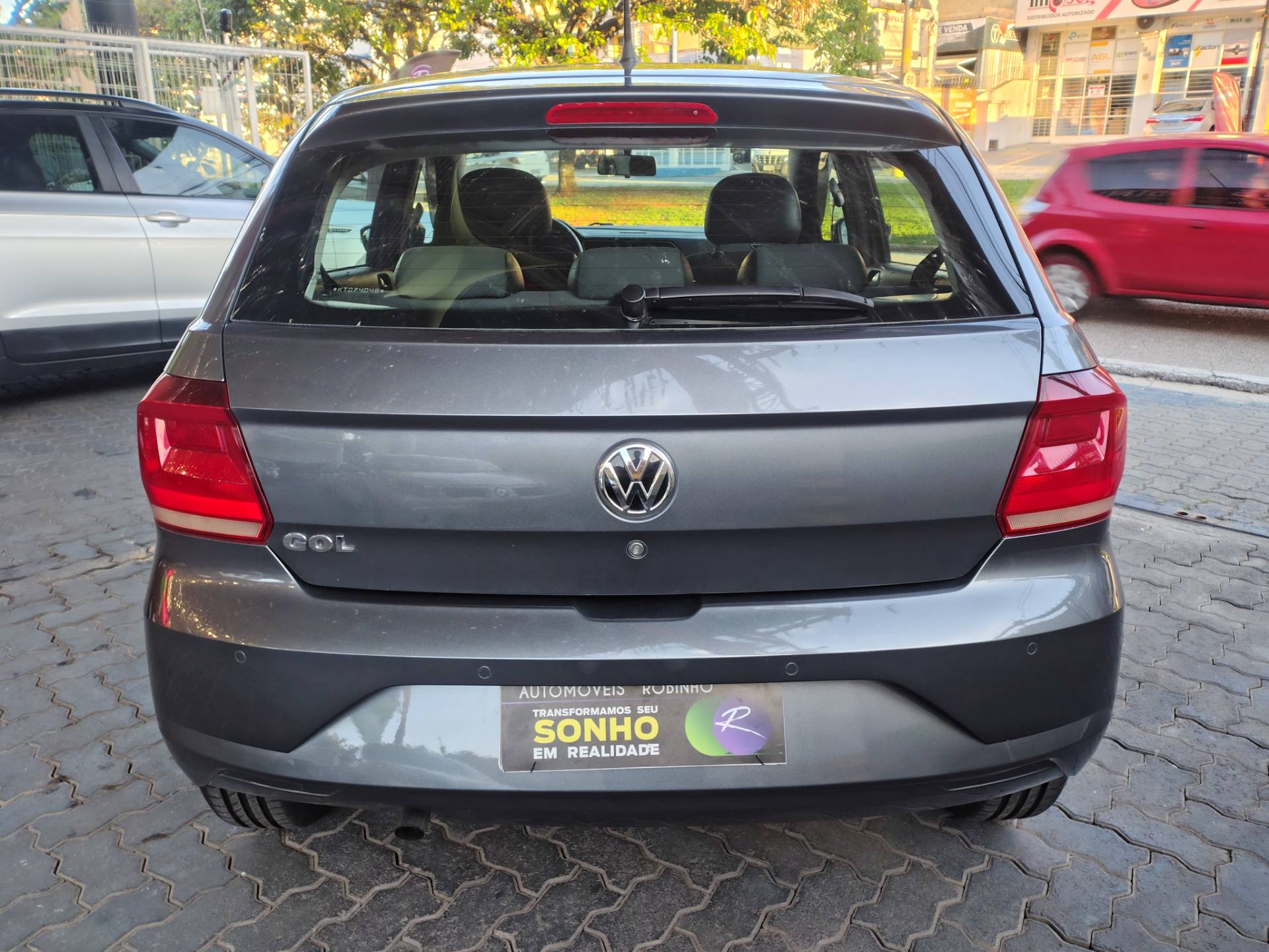 VOLKSWAGEN GOL