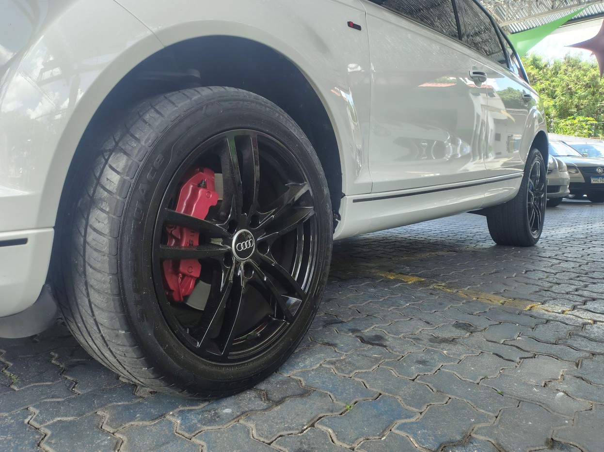 AUDI Q7 3.0 TFSI QUATTRO V6 24V