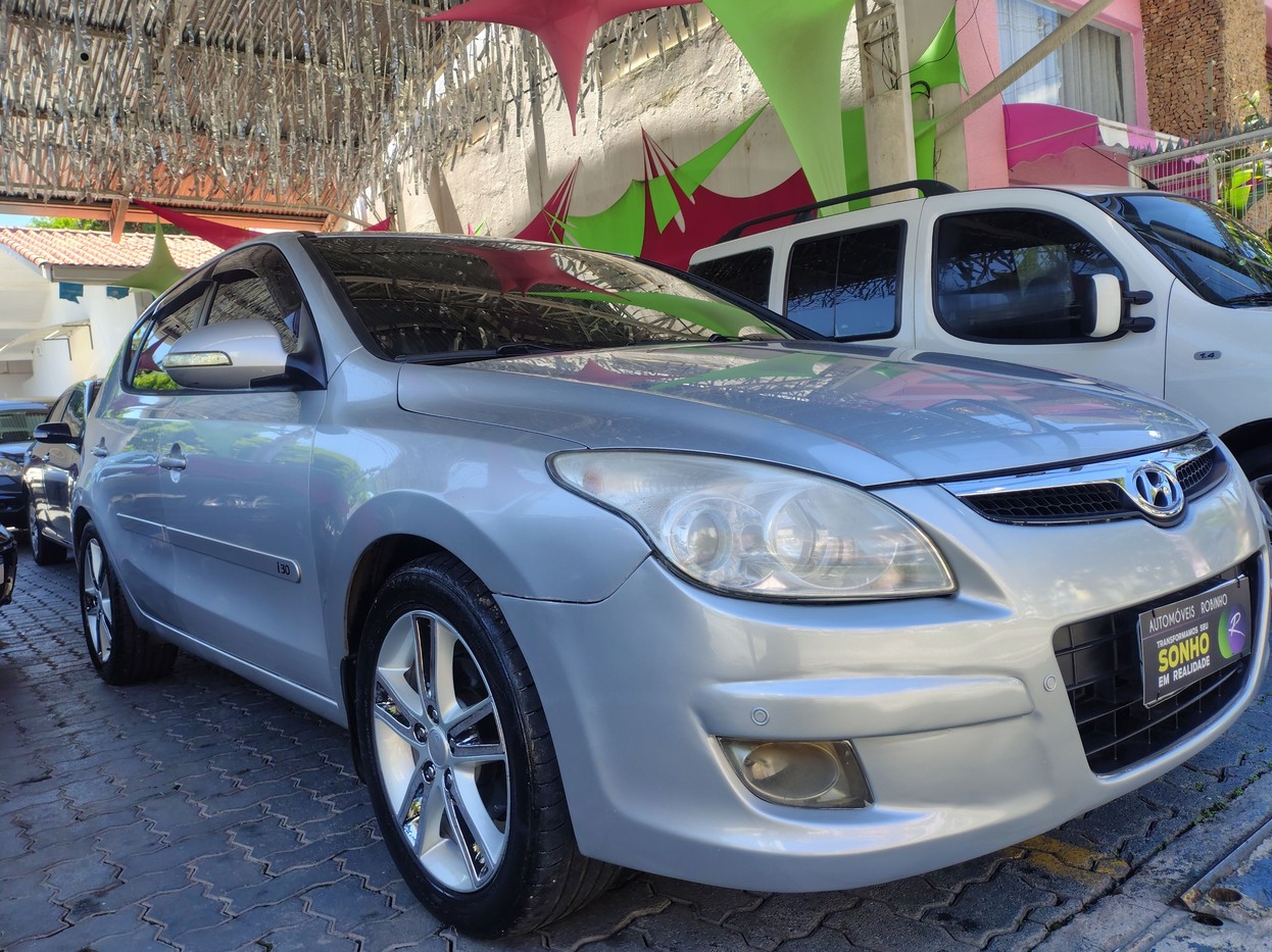 HYUNDAI I30 2.0 MPI 16V